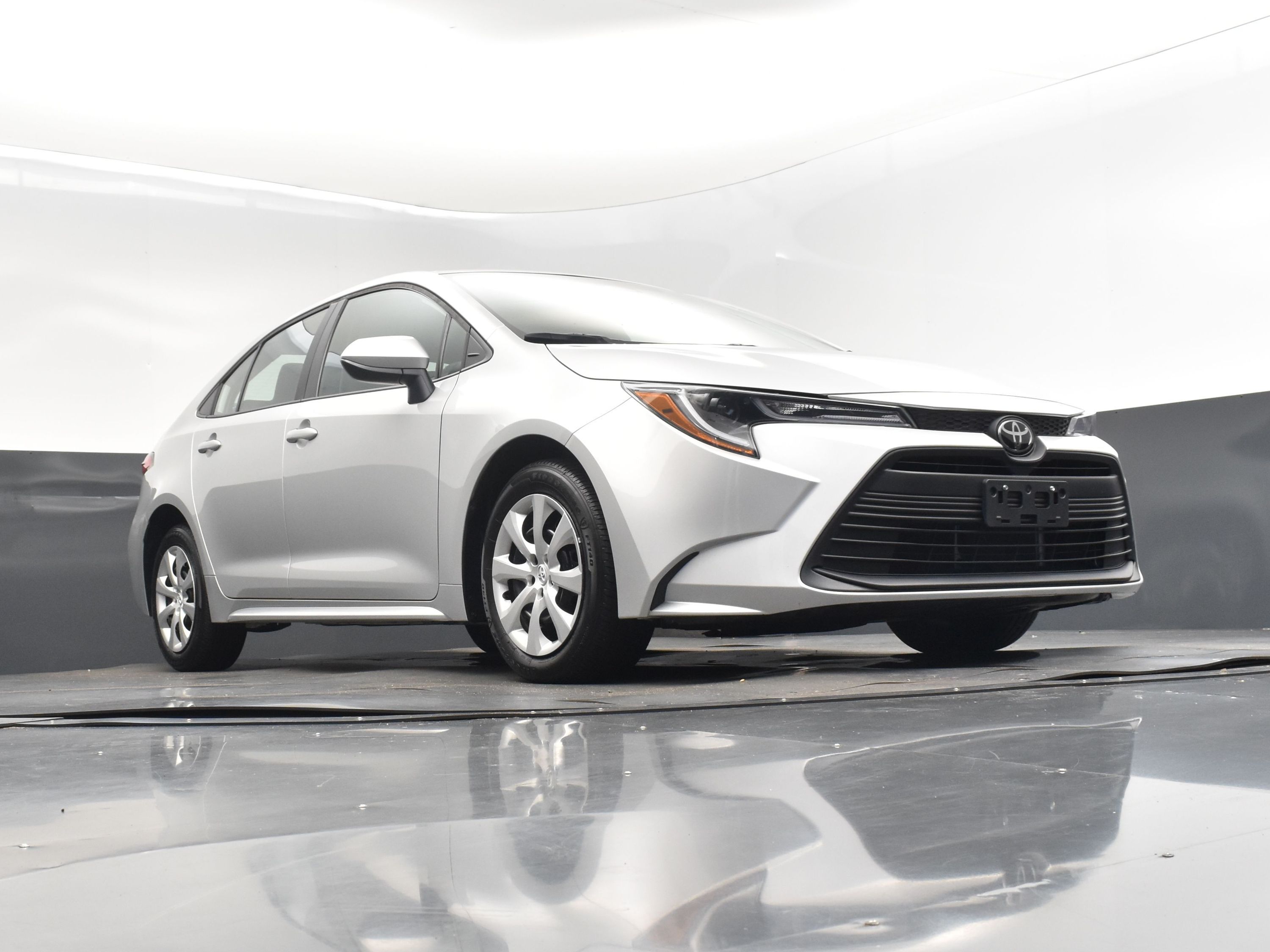 2024 Classic Silver Metallic Toyota Corolla LE FWD Sedan