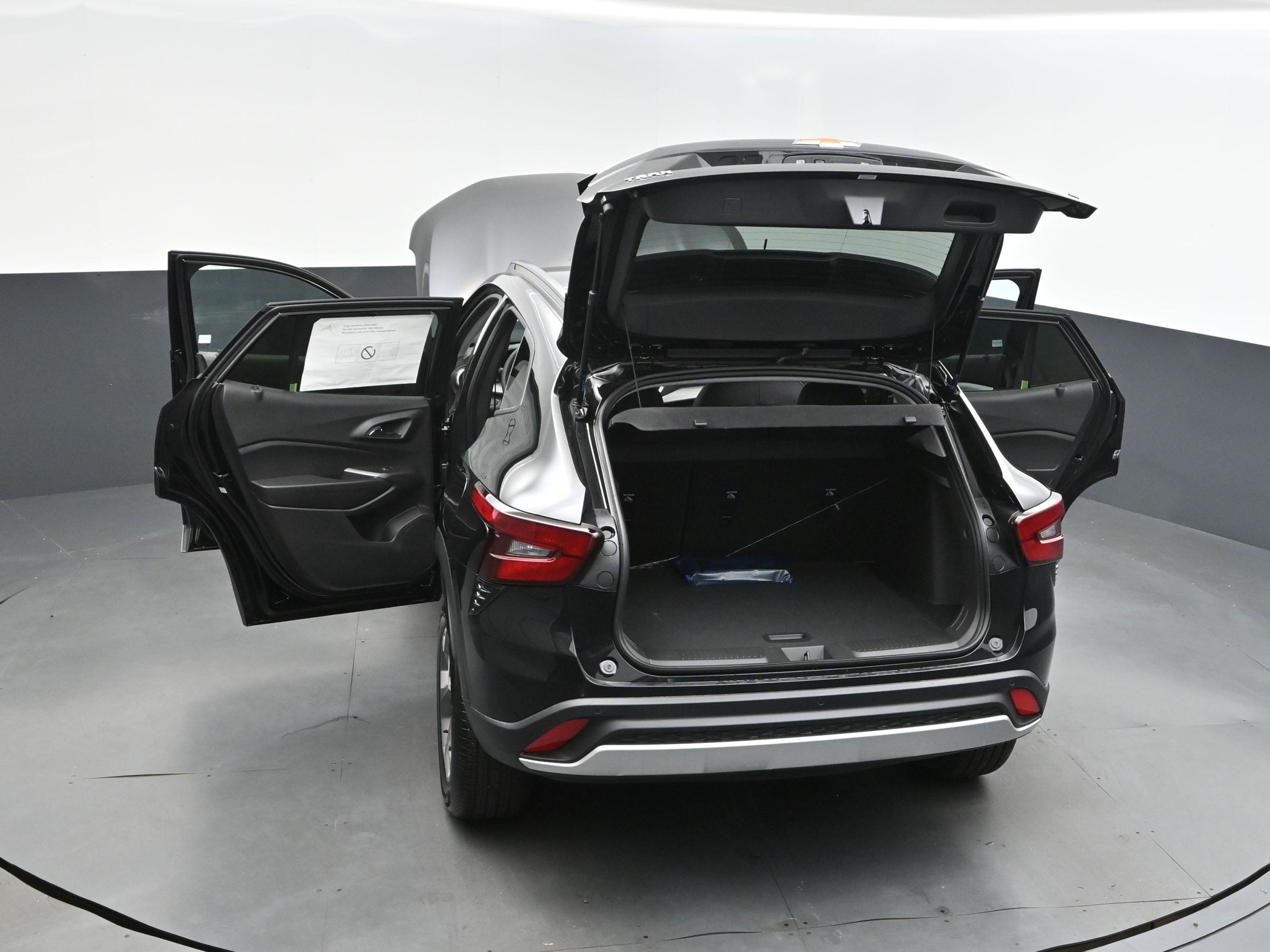 2025 Mosaic Black Metallic Chevrolet Trax LT FWD SUV