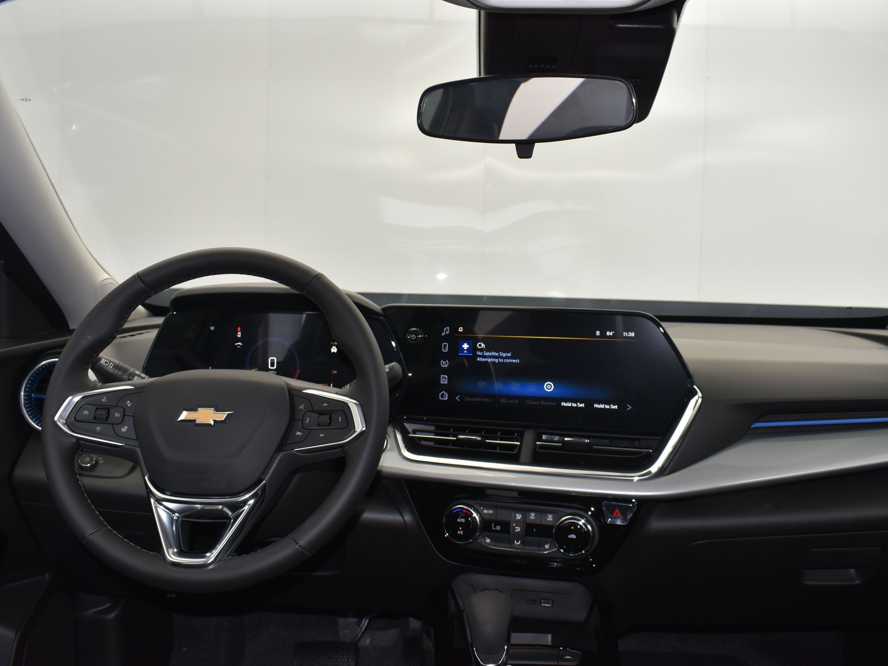 2025 Mosaic Black Metallic Chevrolet Trax LT FWD SUV
