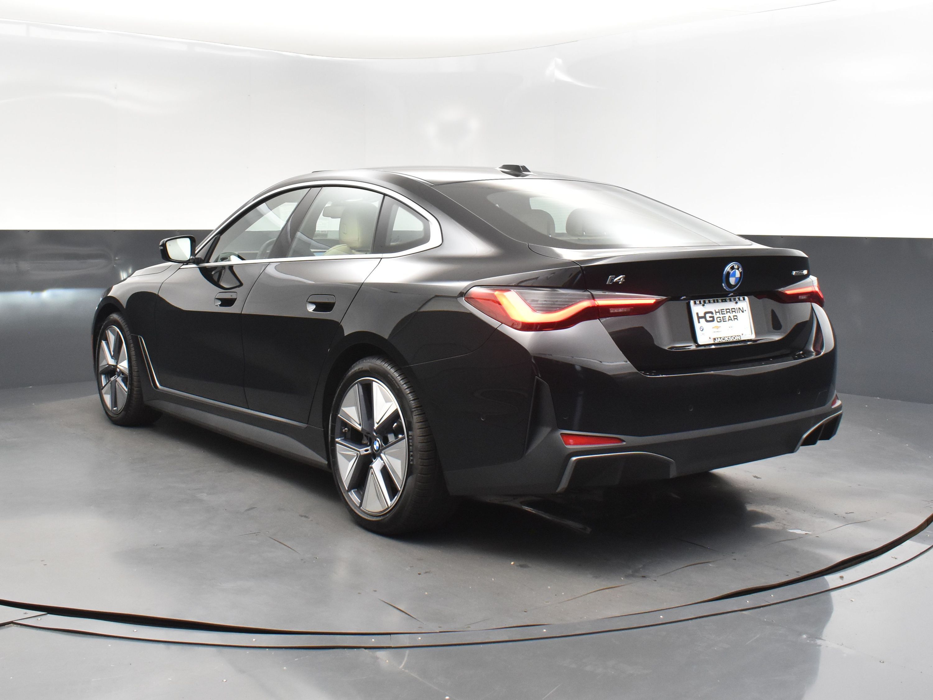 2025 Black Sapphire Metallic BMW i4 eDrive40 RWD Hatchback