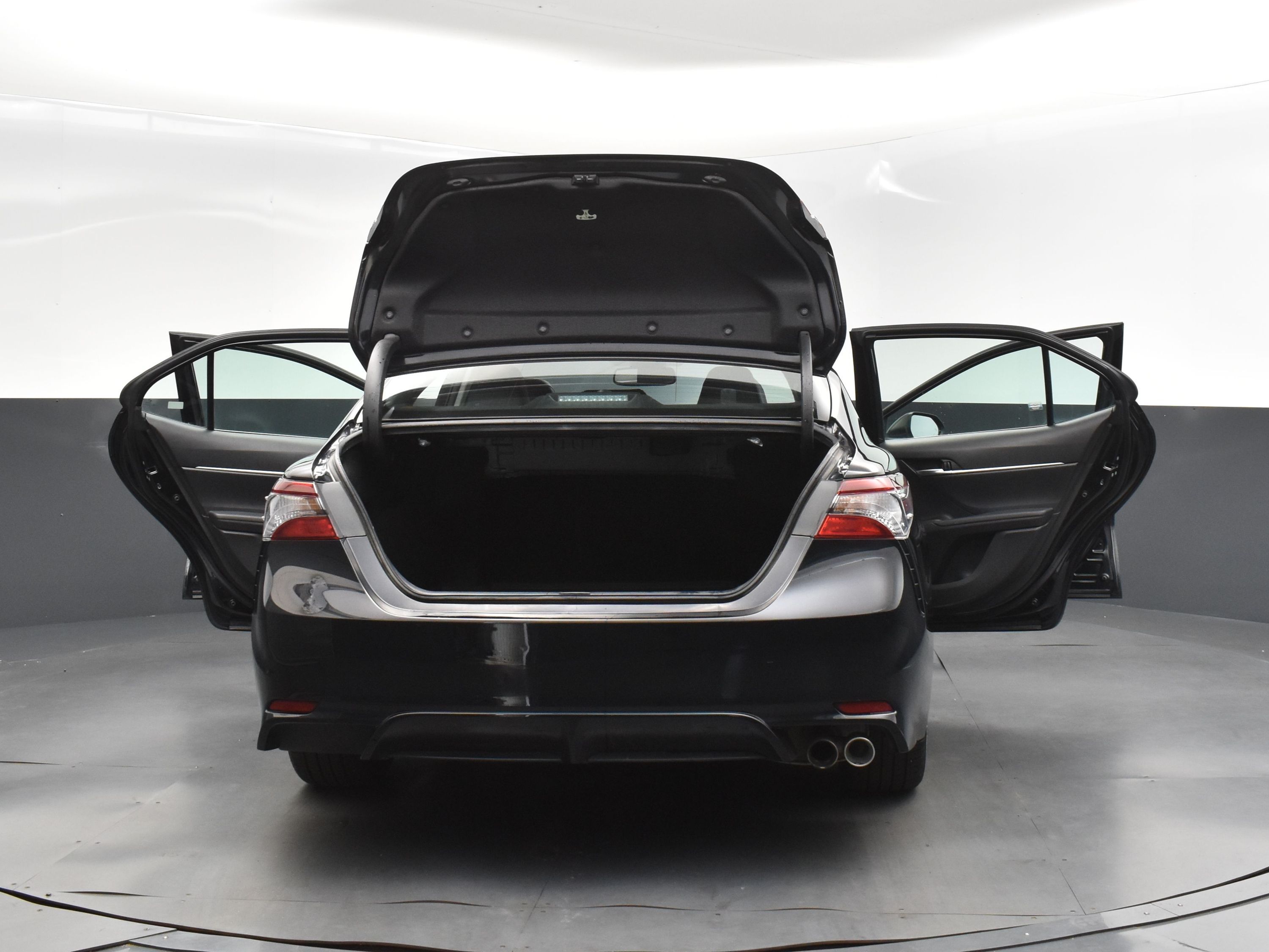 2023 Midnight Black Metallic Toyota Camry SE FWD Sedan