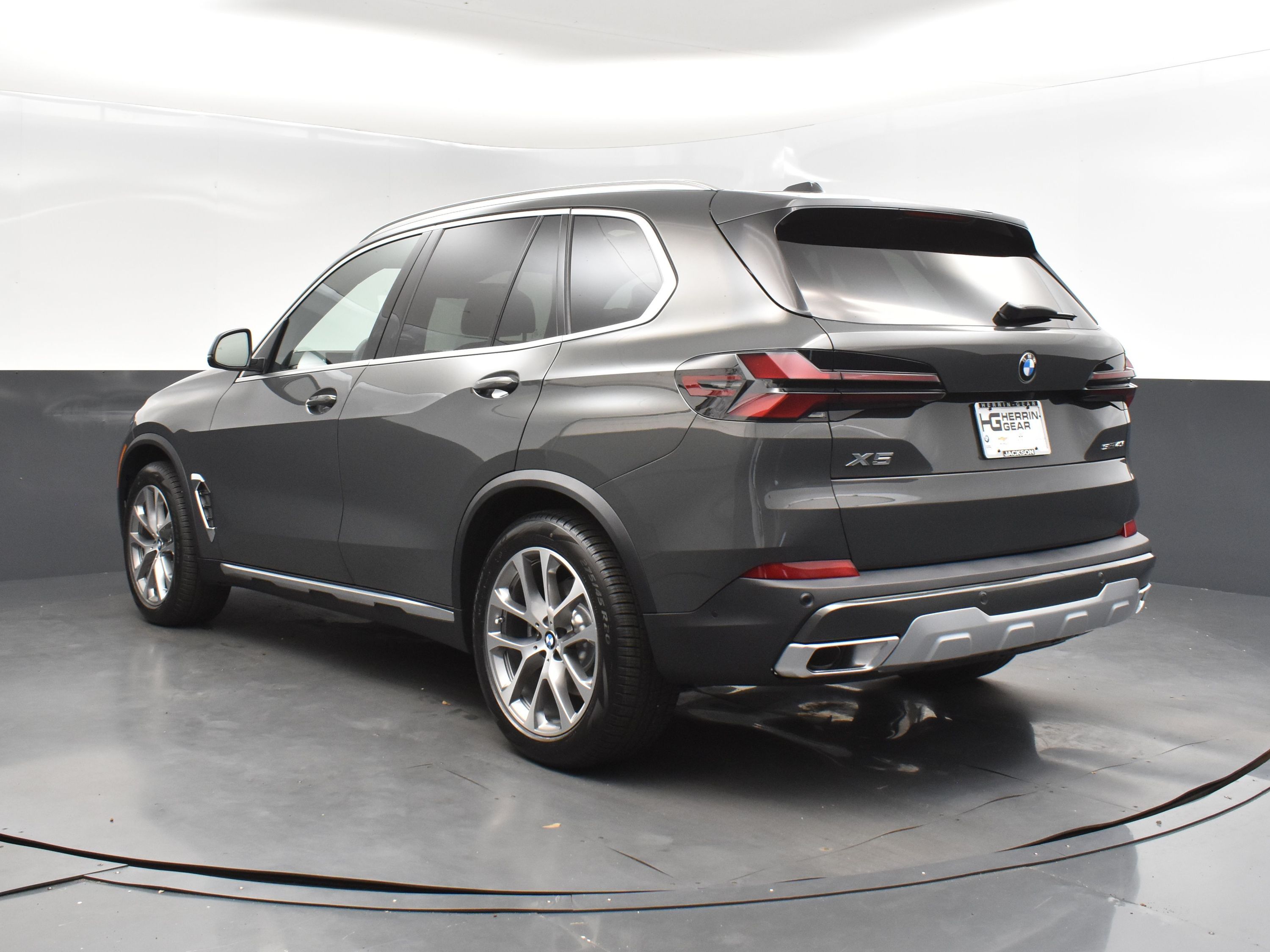 2026 Dravit Gray Metallic BMW X5 sDrive40i RWD SUV