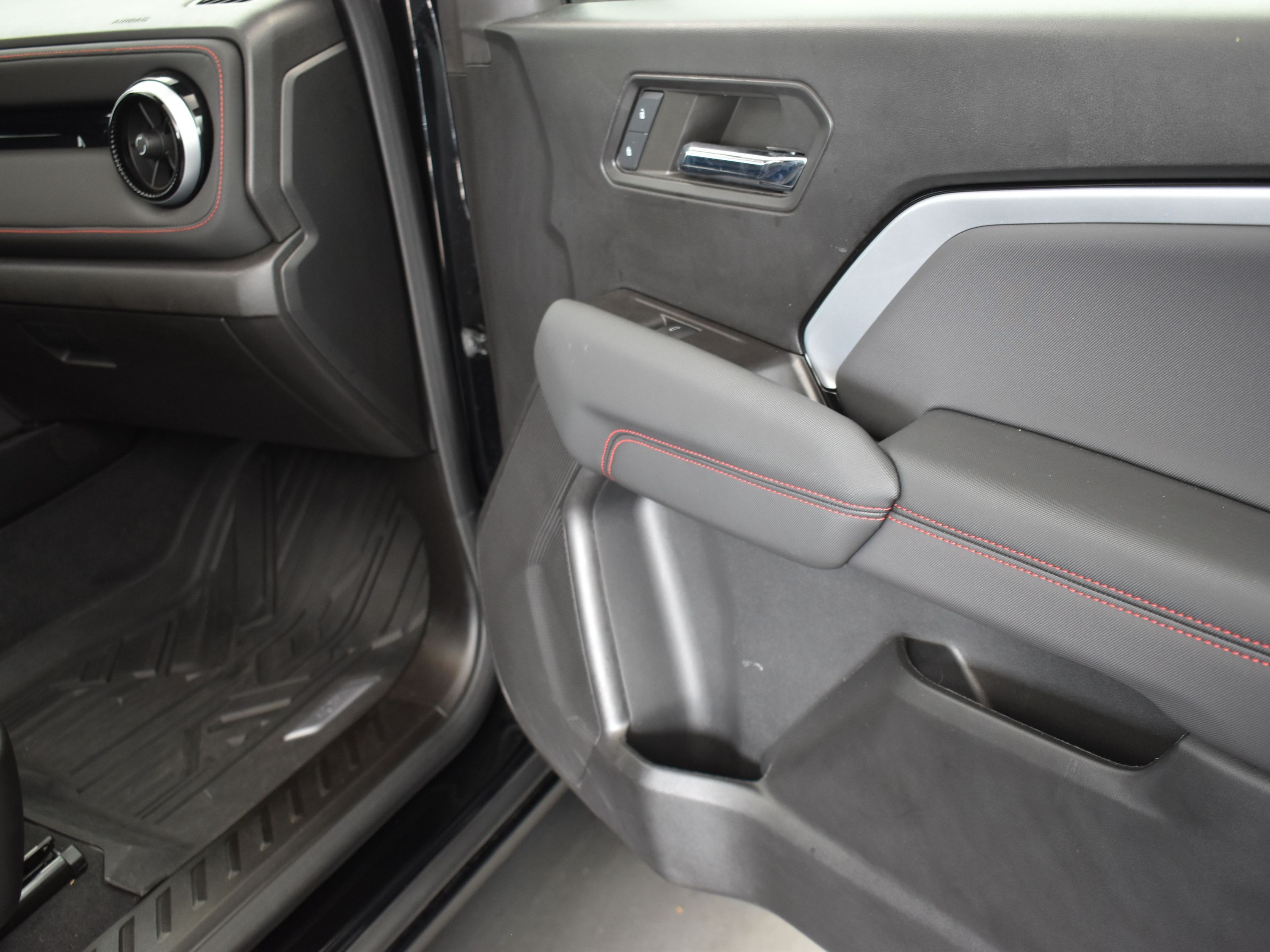 2024 Black Chevrolet Colorado Z71 4X4 Truck