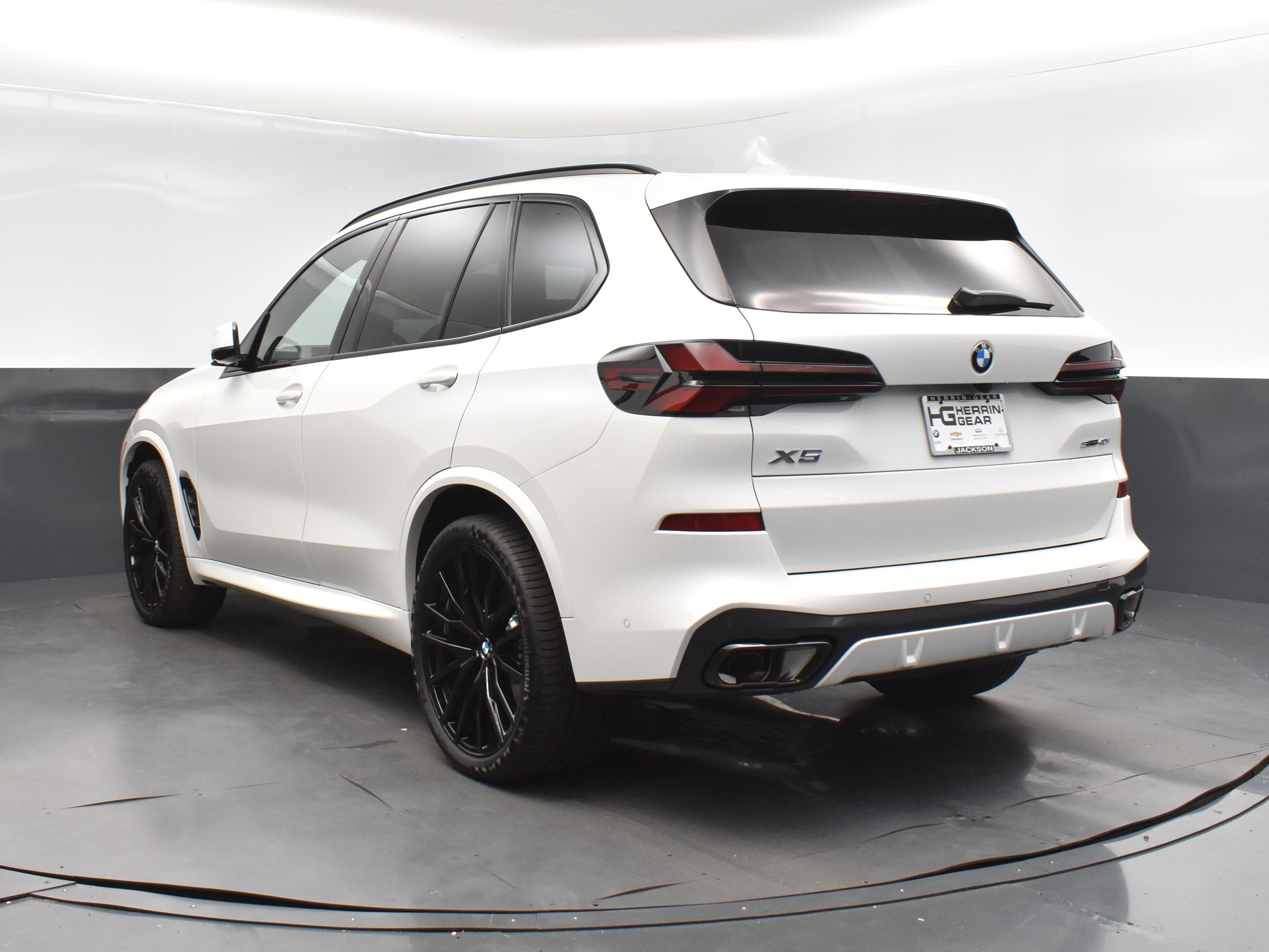 2026 Alpine White BMW X5 sDrive40i RWD SUV