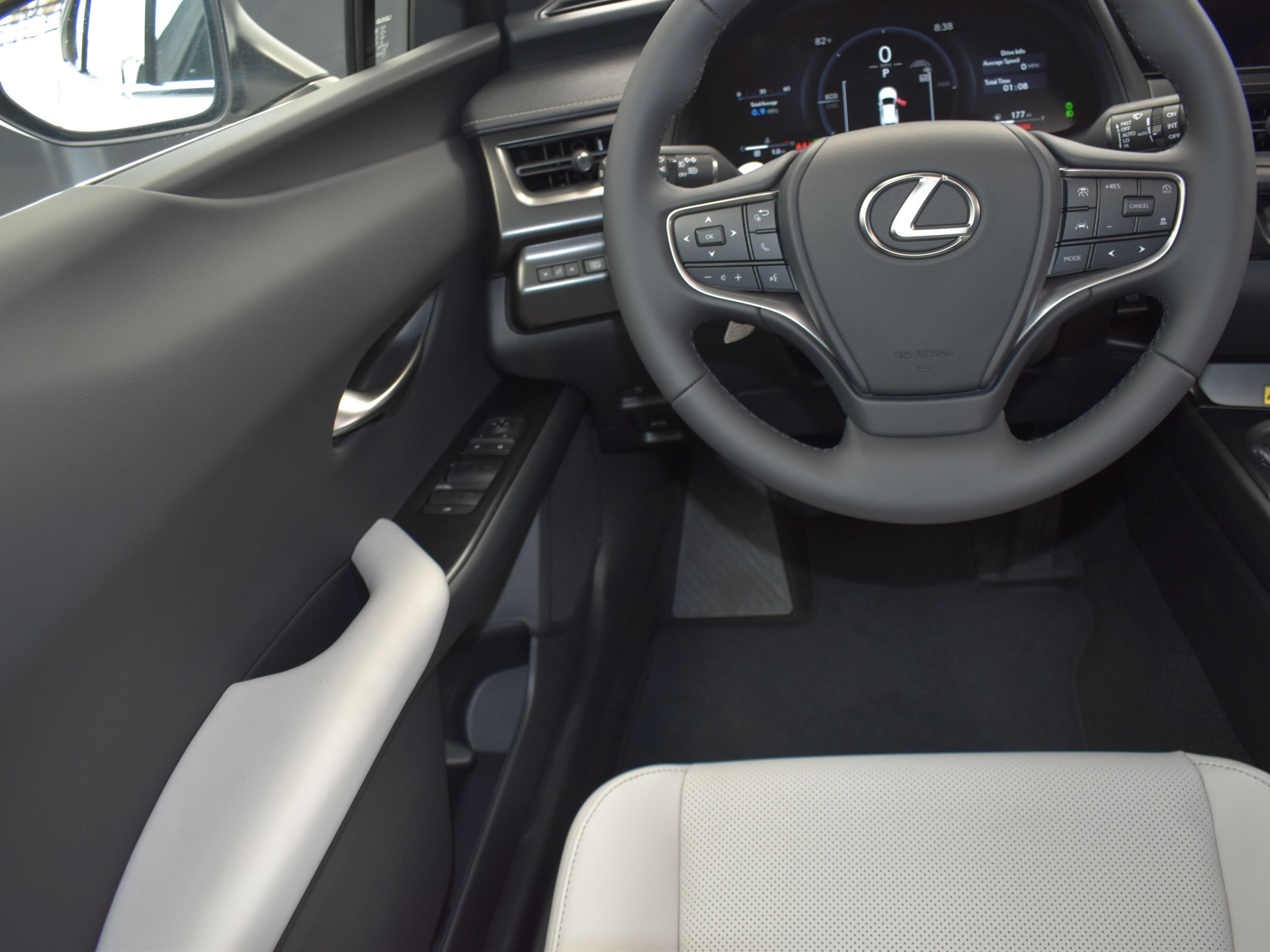 2025 Ultra White with Obsidian Roof Lexus UX 300h F SPORT Design FWD SUV
