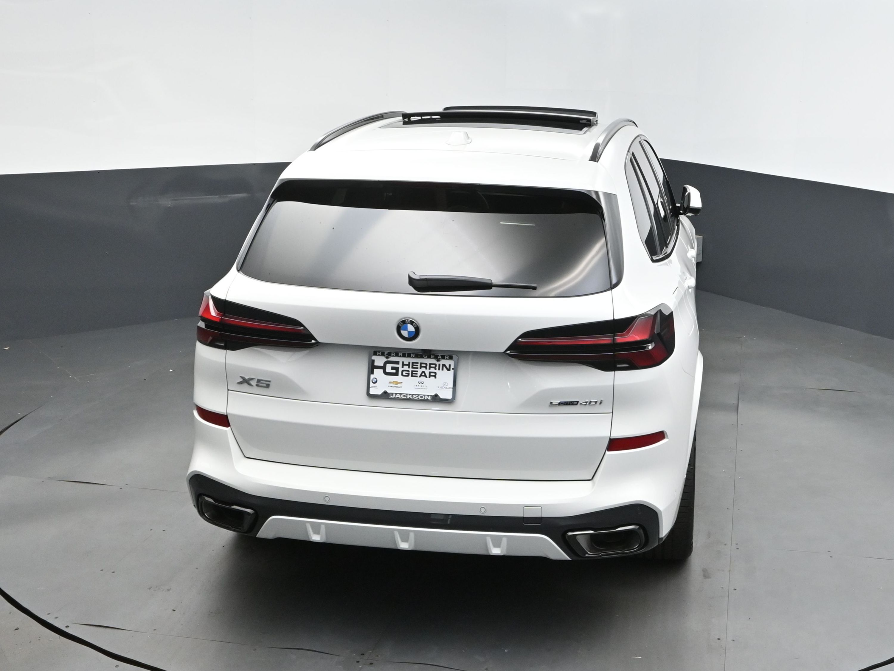 2026 Alpine White BMW X5 sDrive40i RWD SUV
