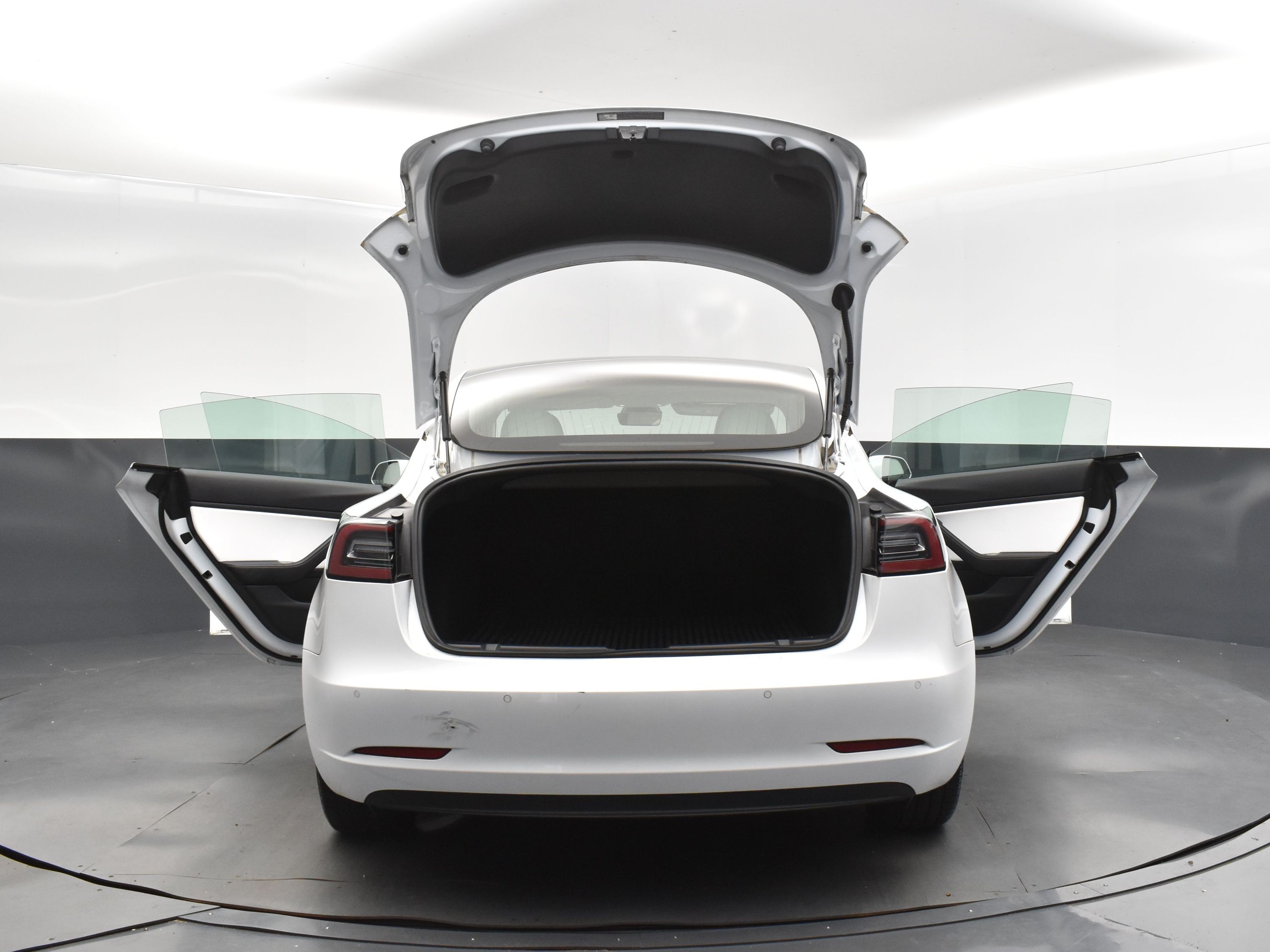 2019 Pearl White Multi-Coat Tesla Model 3 RWD Sedan
