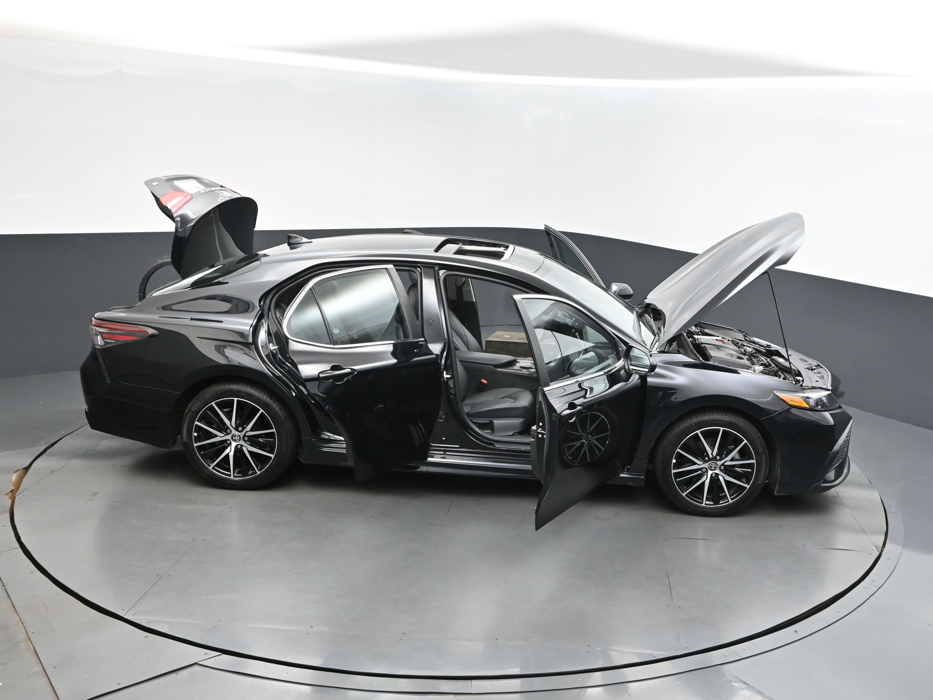 2023 Midnight Black Metallic Toyota Camry SE FWD Sedan