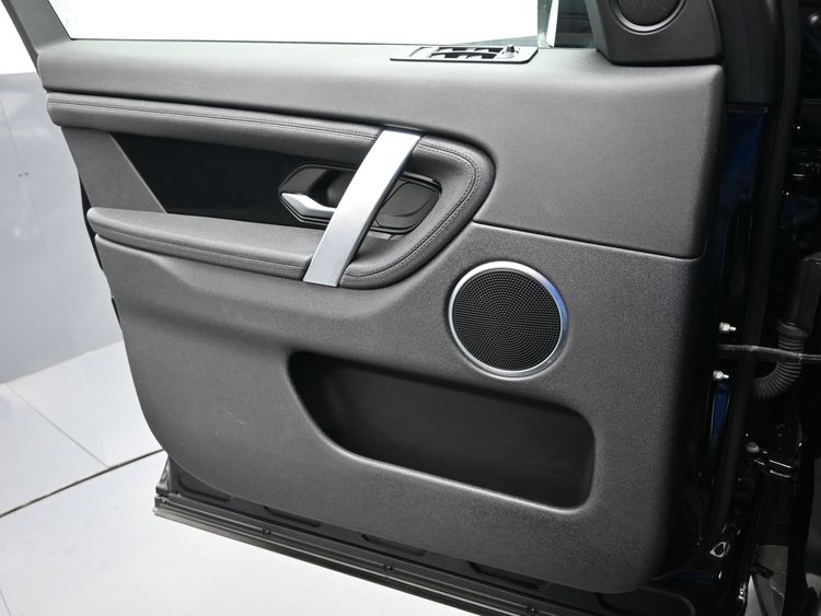 2020 Land Rover Discovery Sport Standard