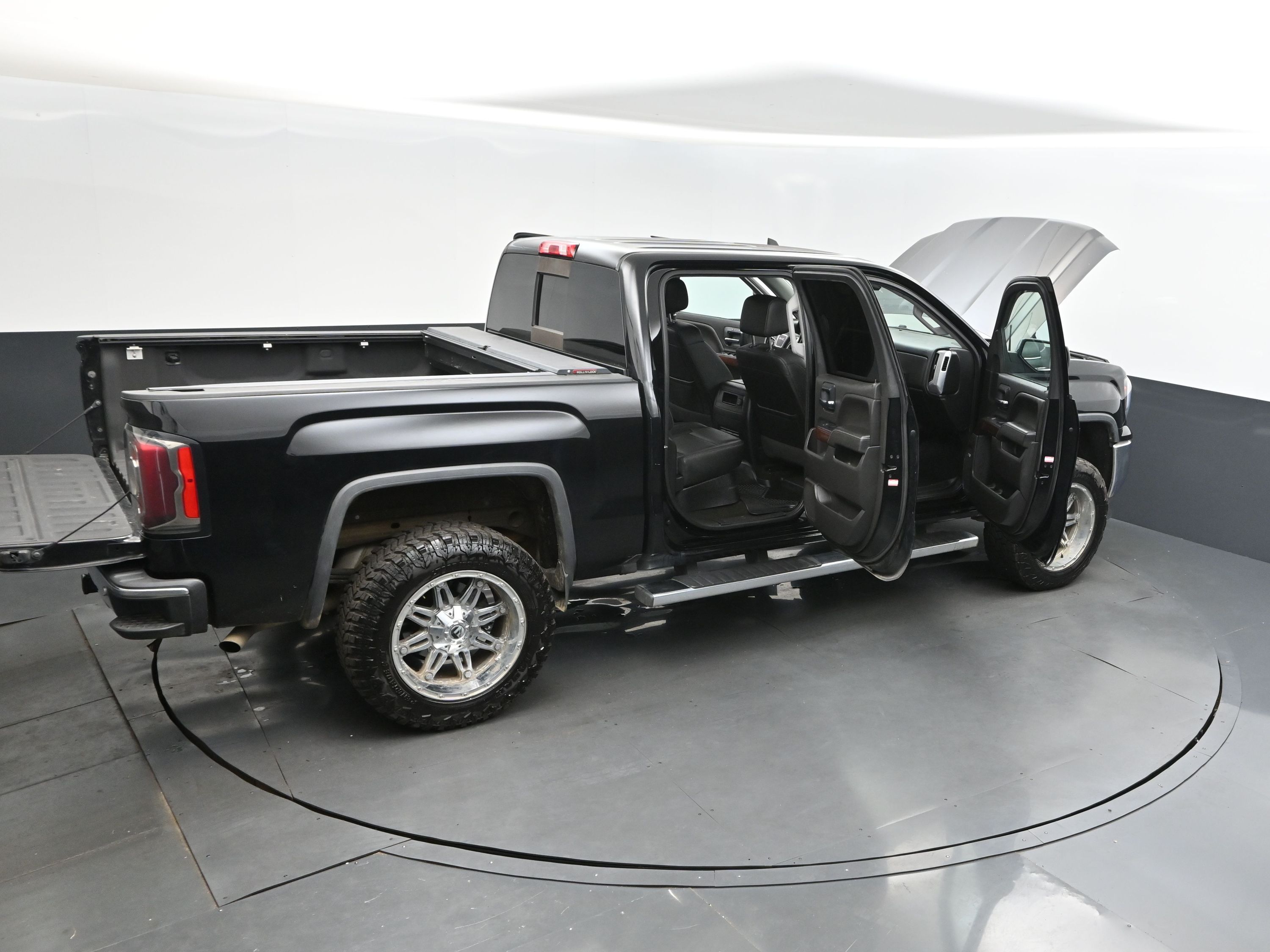 2018 Onyx Black GMC Sierra 1500 SLT RWD Truck