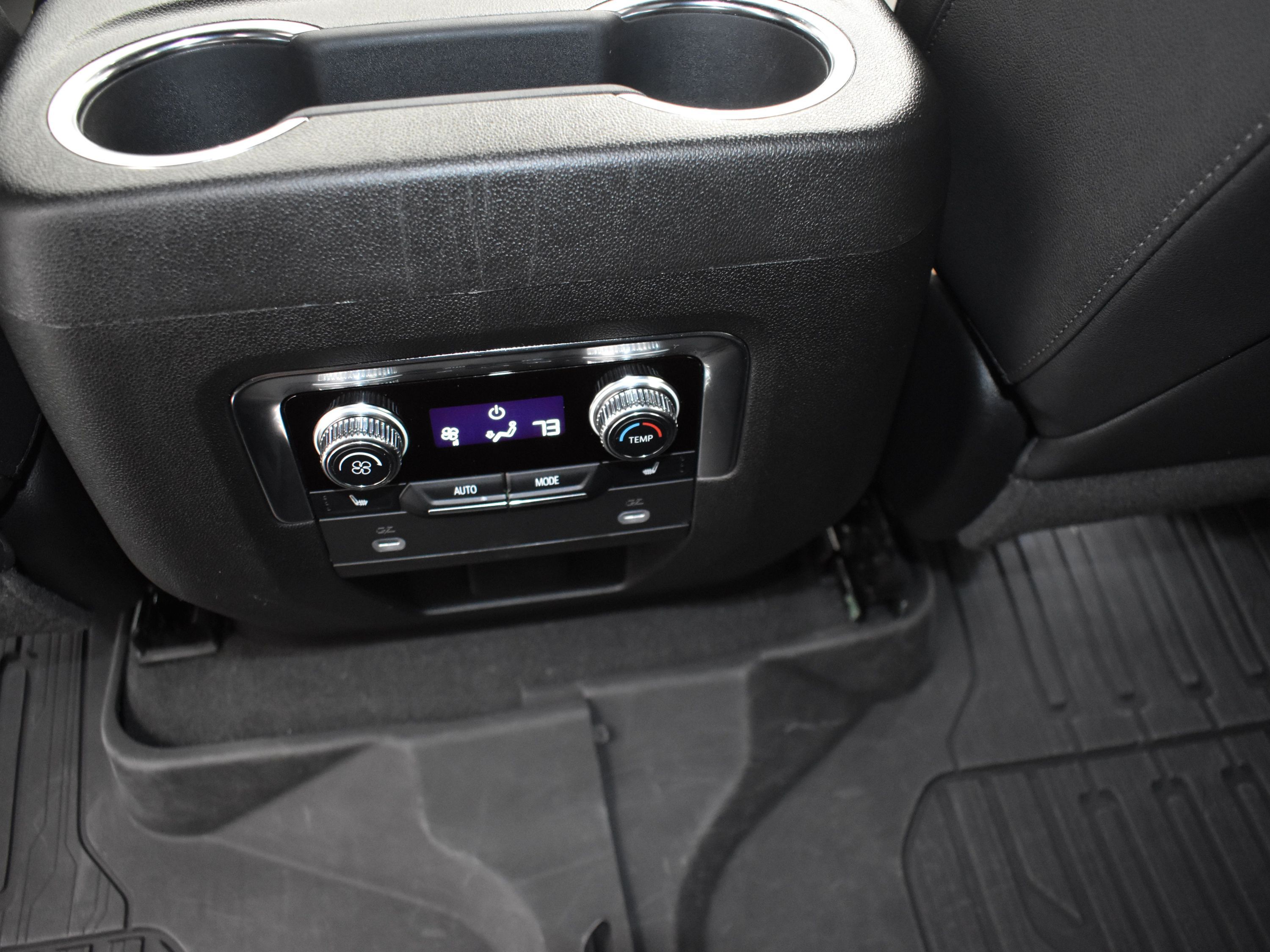 2023 Onyx Black GMC Yukon AT4 4X4 SUV