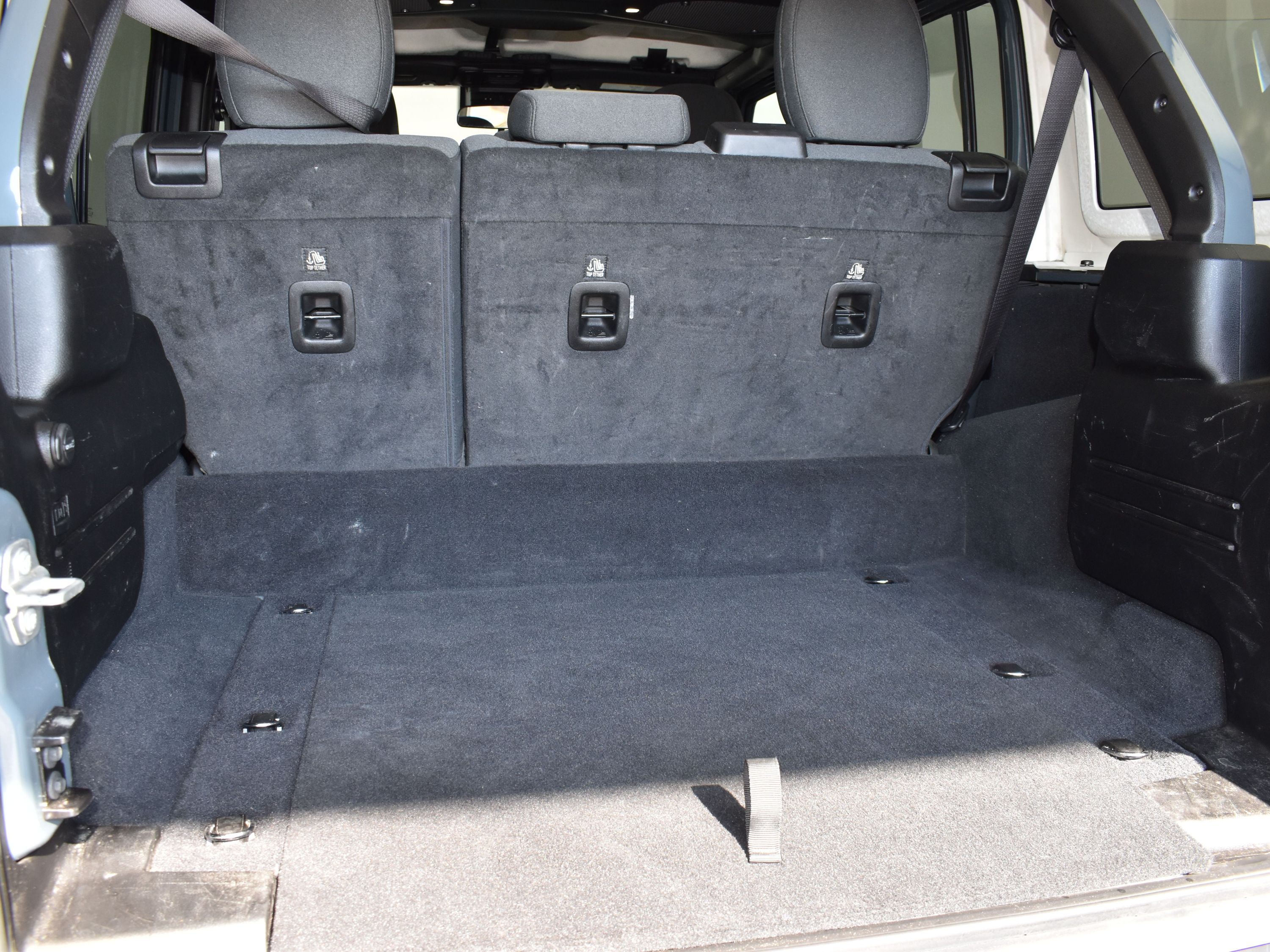 2024 Anvil Clear Coat Jeep Wrangler 4xe Sahara 4xe 4X4 SUV