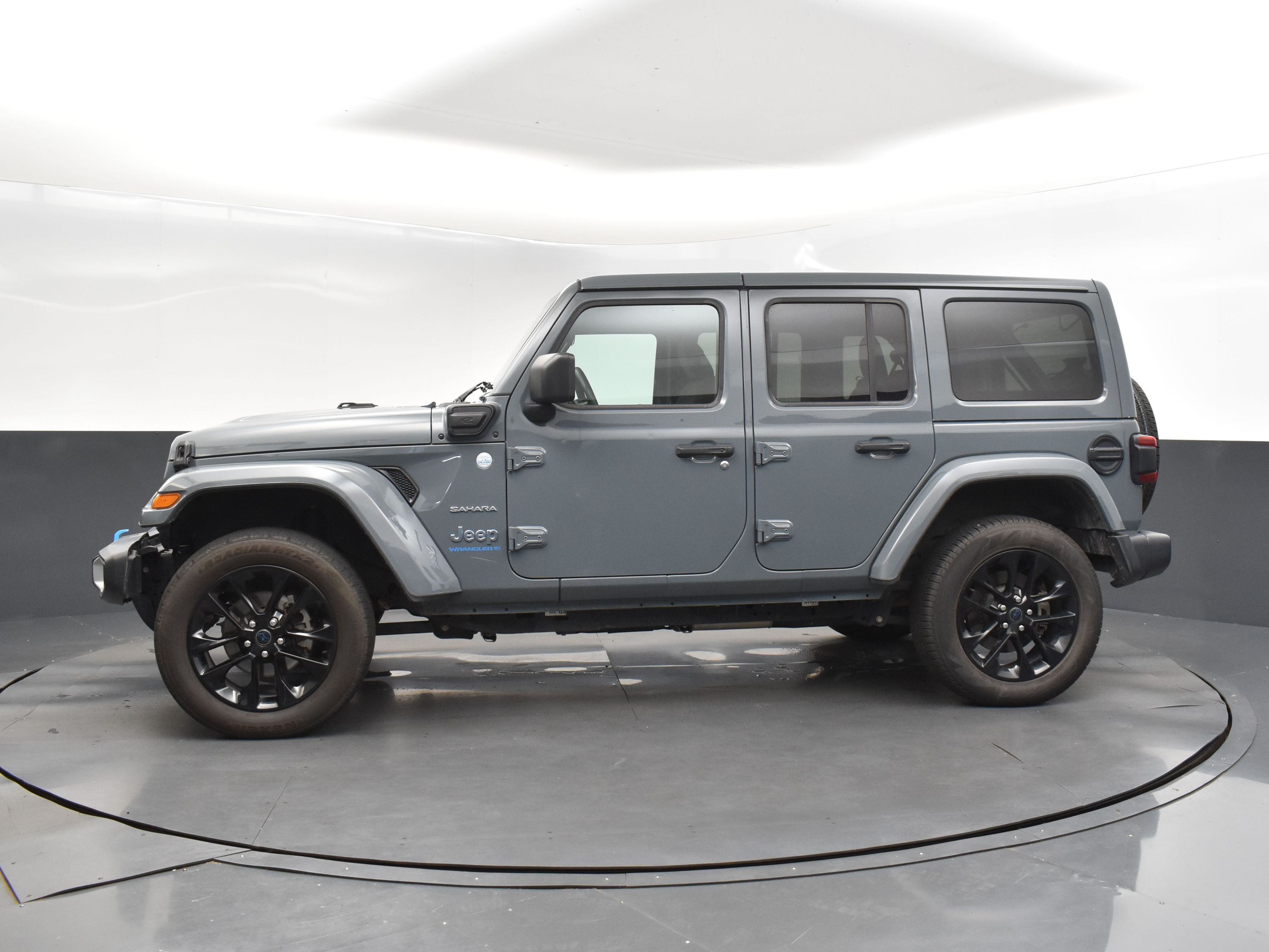 2024 Anvil Clear Coat Jeep Wrangler 4xe Sahara 4xe 4X4 SUV