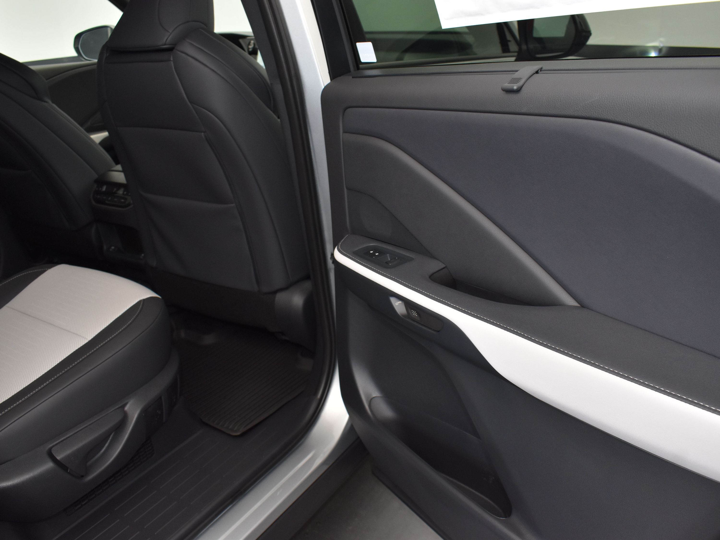 2025 Celestial Silver Metallic Lexus TX 500h F SPORT Premium AWD SUV