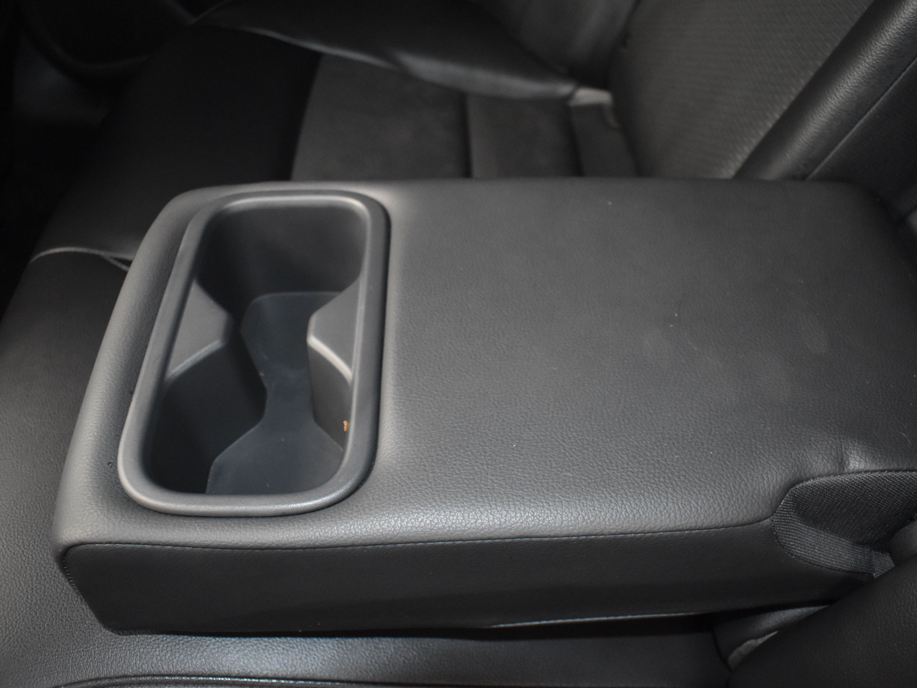 2022 Super Black Nissan Altima 2.0 SR FWD Sedan