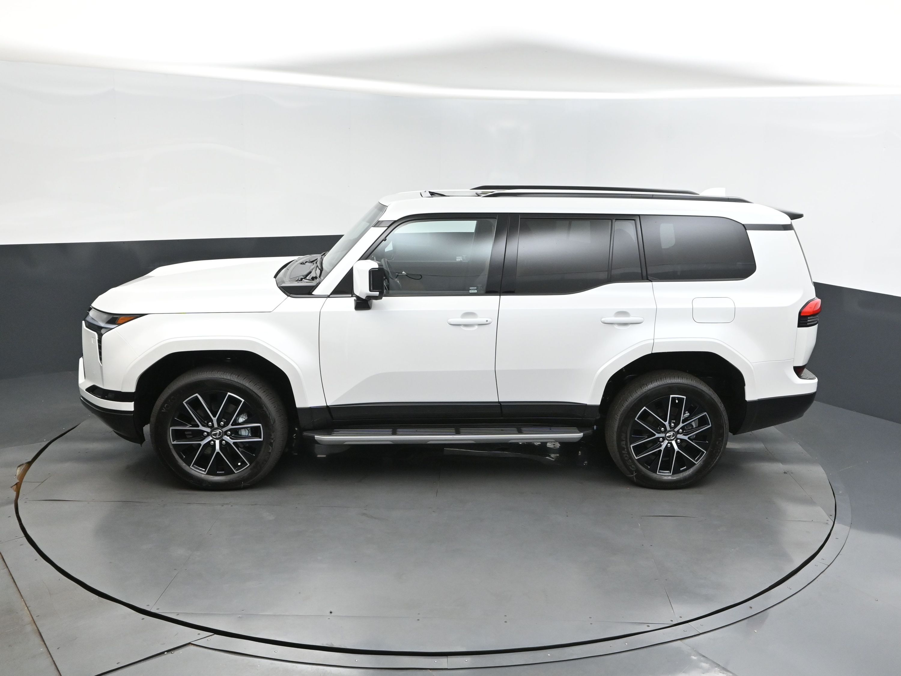 2025 Eminent White Pearl Lexus GX 550 Premium+ 4X4 SUV