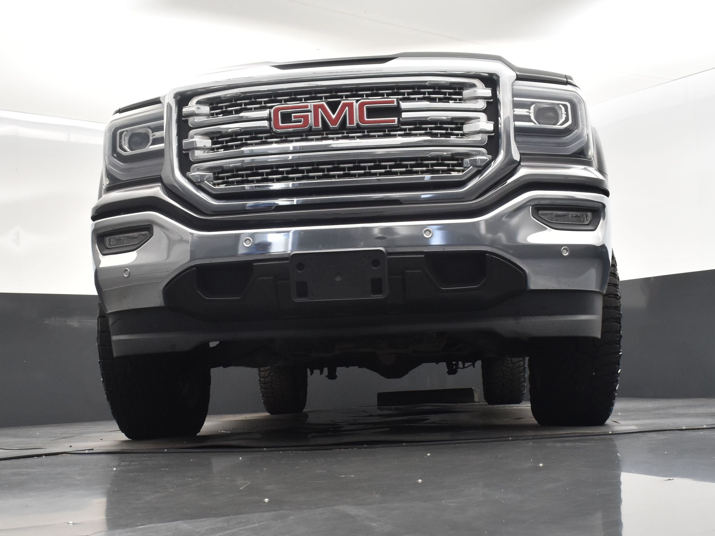 2018 Onyx Black GMC Sierra 1500 SLT RWD Truck