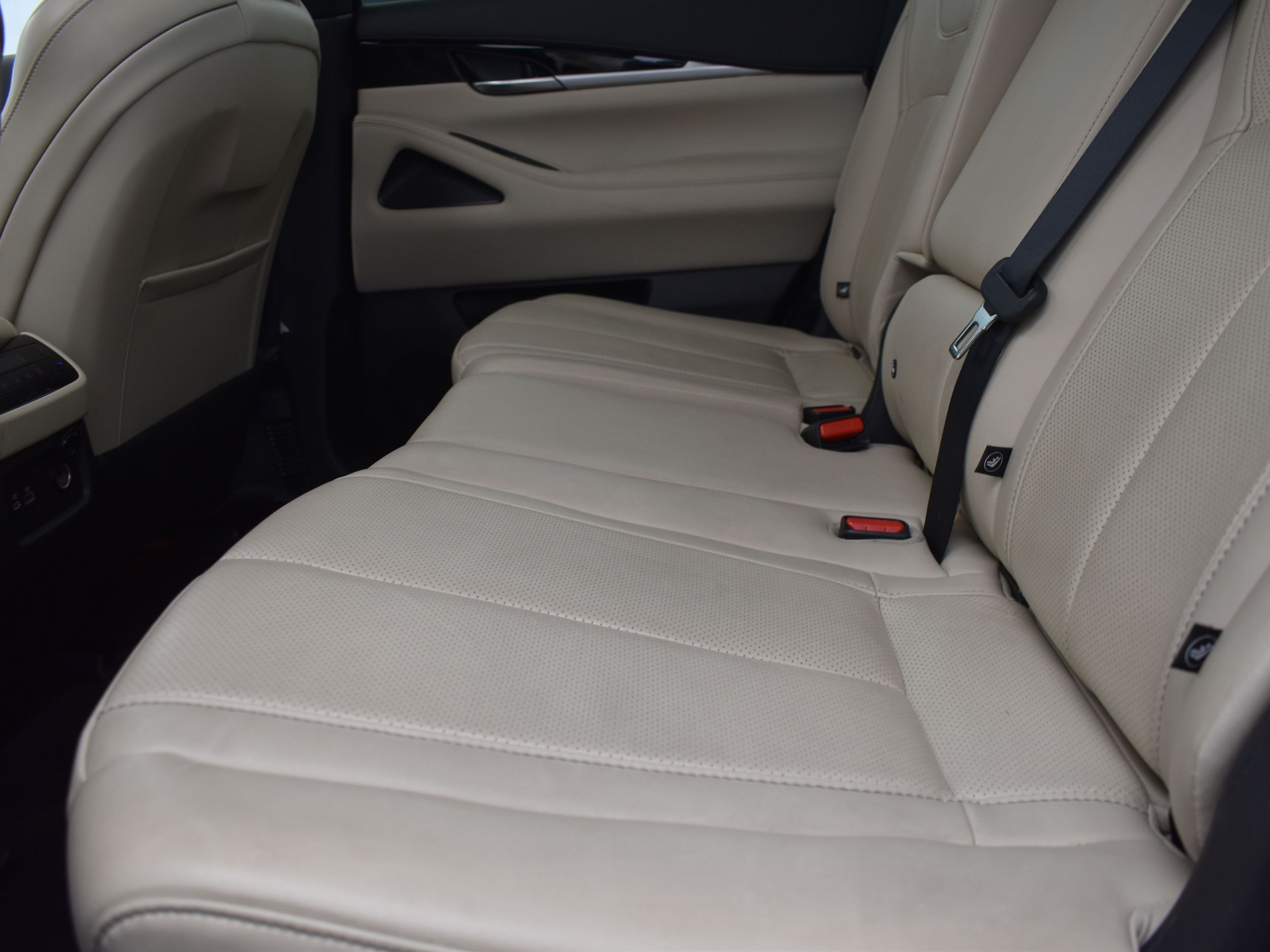2023 Mineral Black INFINITI QX60 PURE FWD SUV