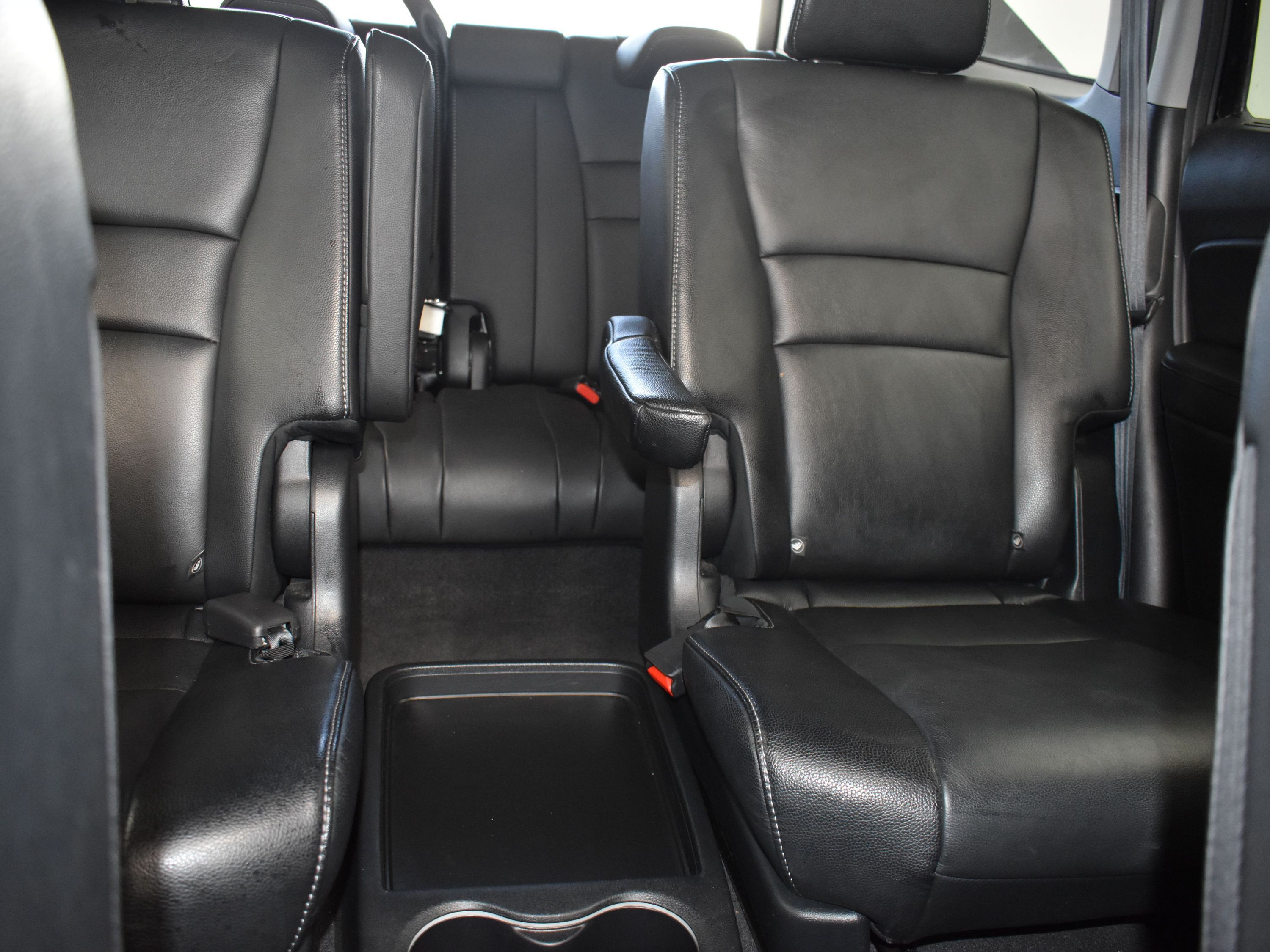 2019 Black Honda Pilot Touring FWD SUV