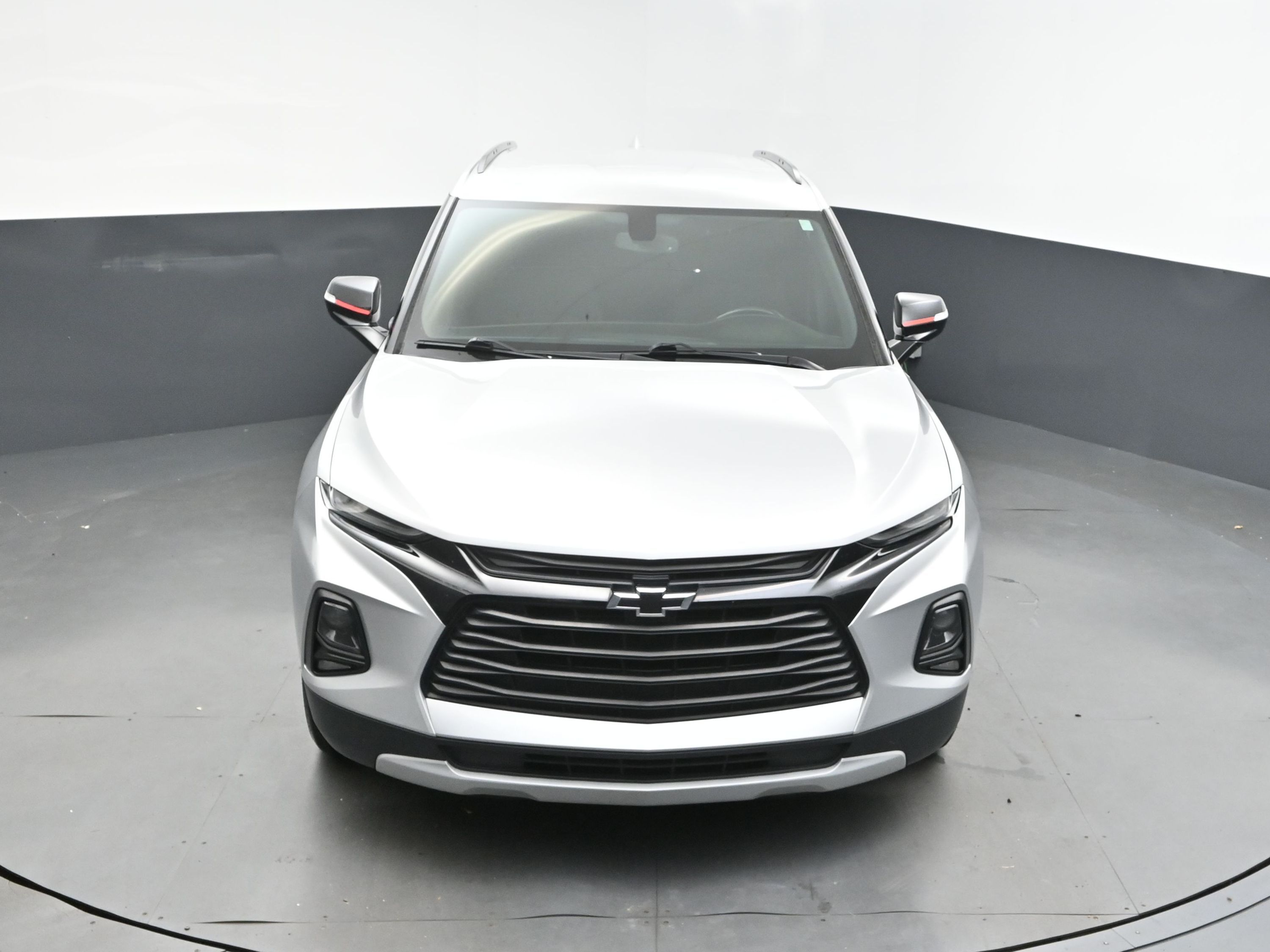 2020 Silver Ice Metallic Chevrolet Blazer LT FWD SUV