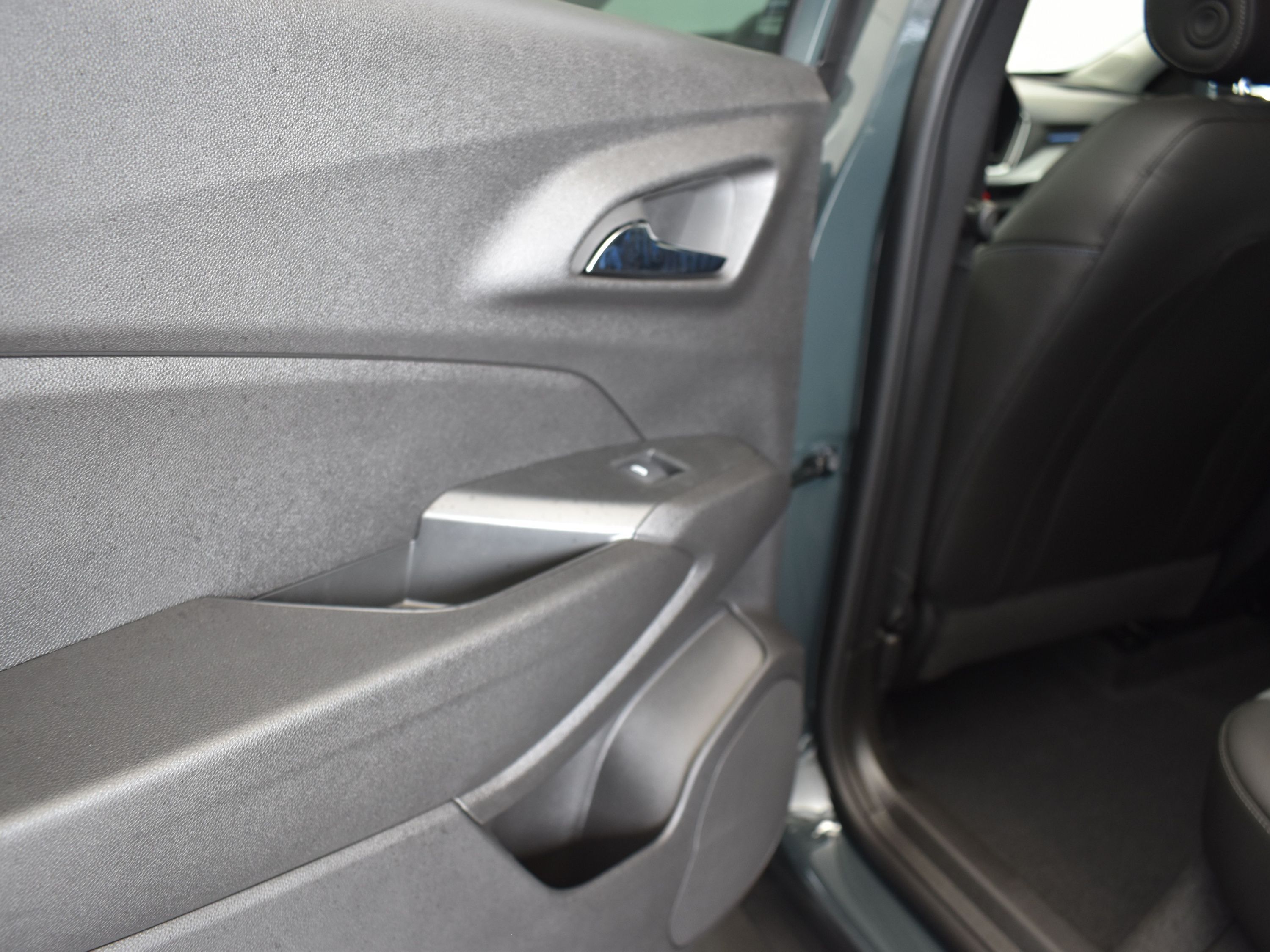 2025 Cypress Gray Chevrolet Trax LT FWD SUV