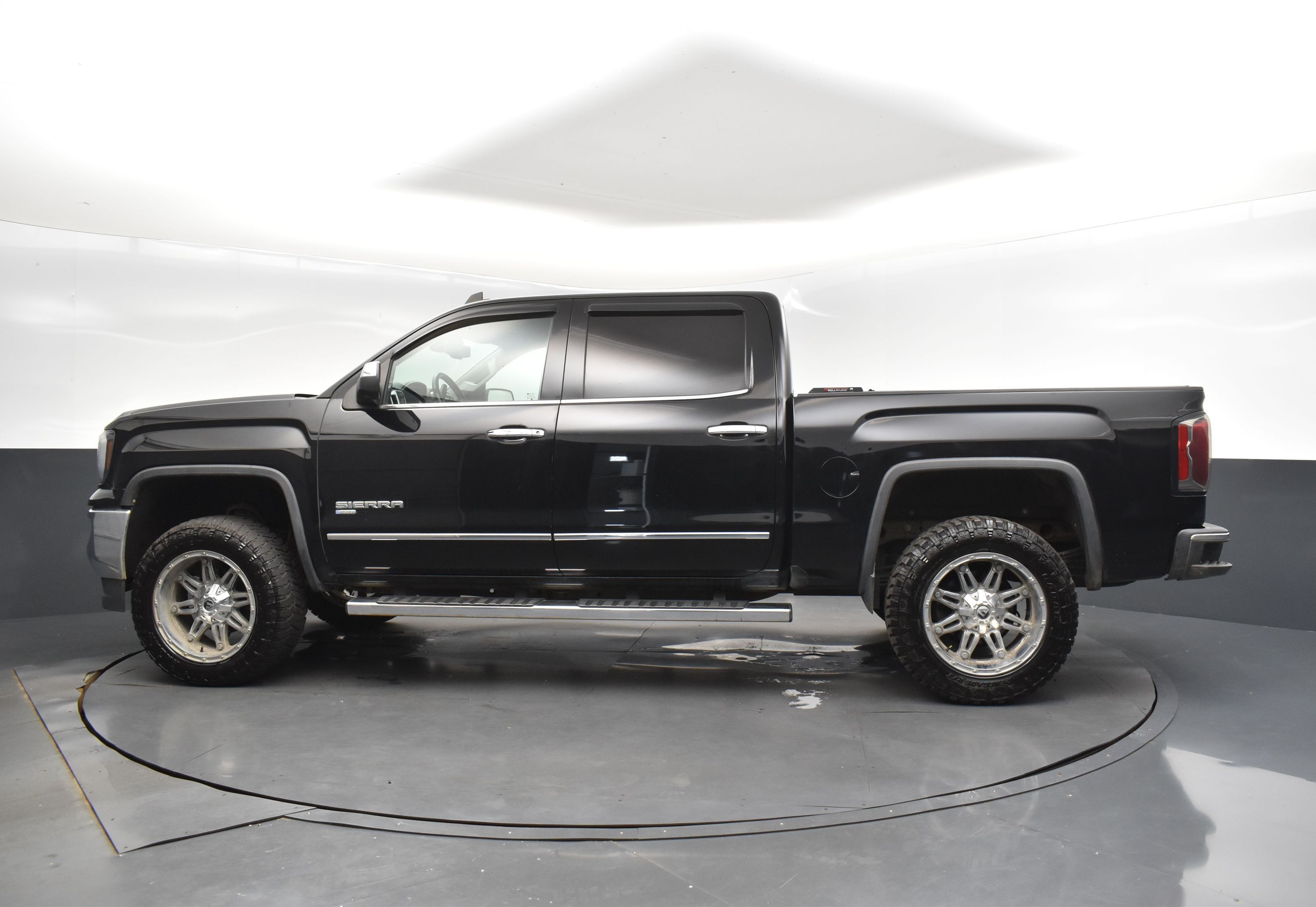 2018 Onyx Black GMC Sierra 1500 SLT RWD Truck