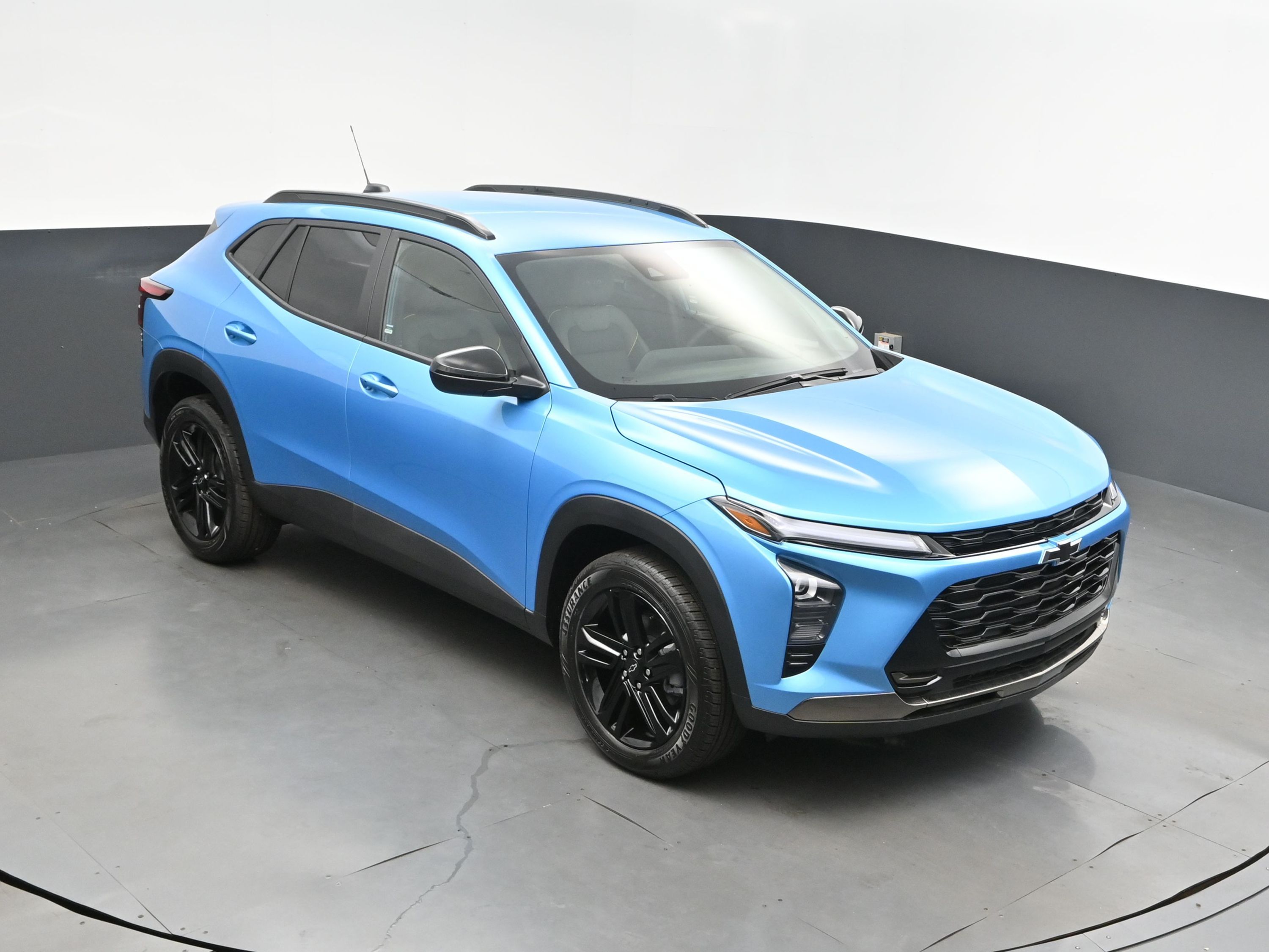 2025 Marina Blue Metallic Chevrolet Trax ACTIV SUV