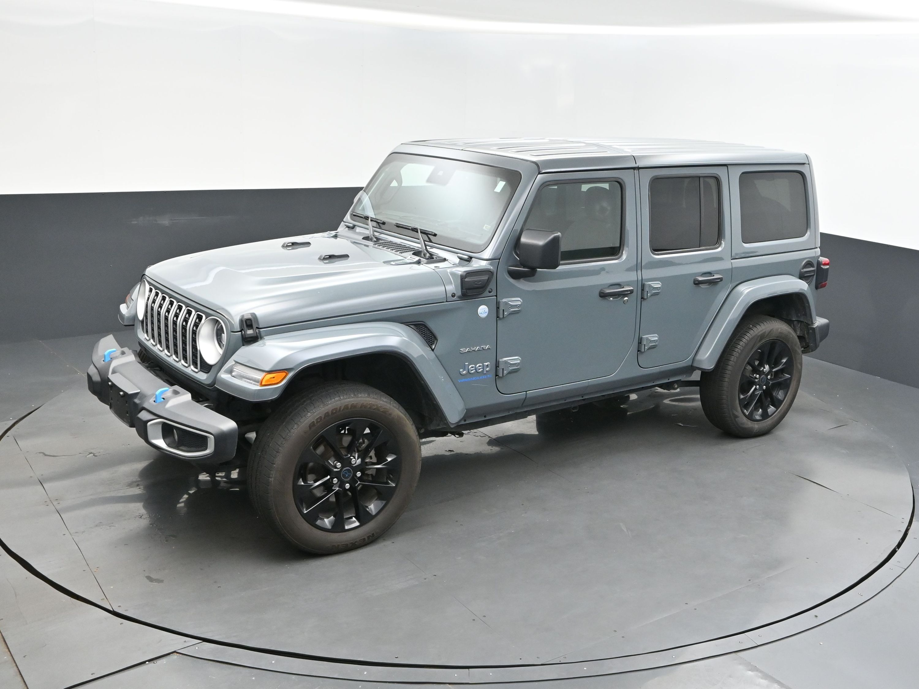 2024 Anvil Clear Coat Jeep Wrangler 4xe Sahara 4xe 4X4 SUV
