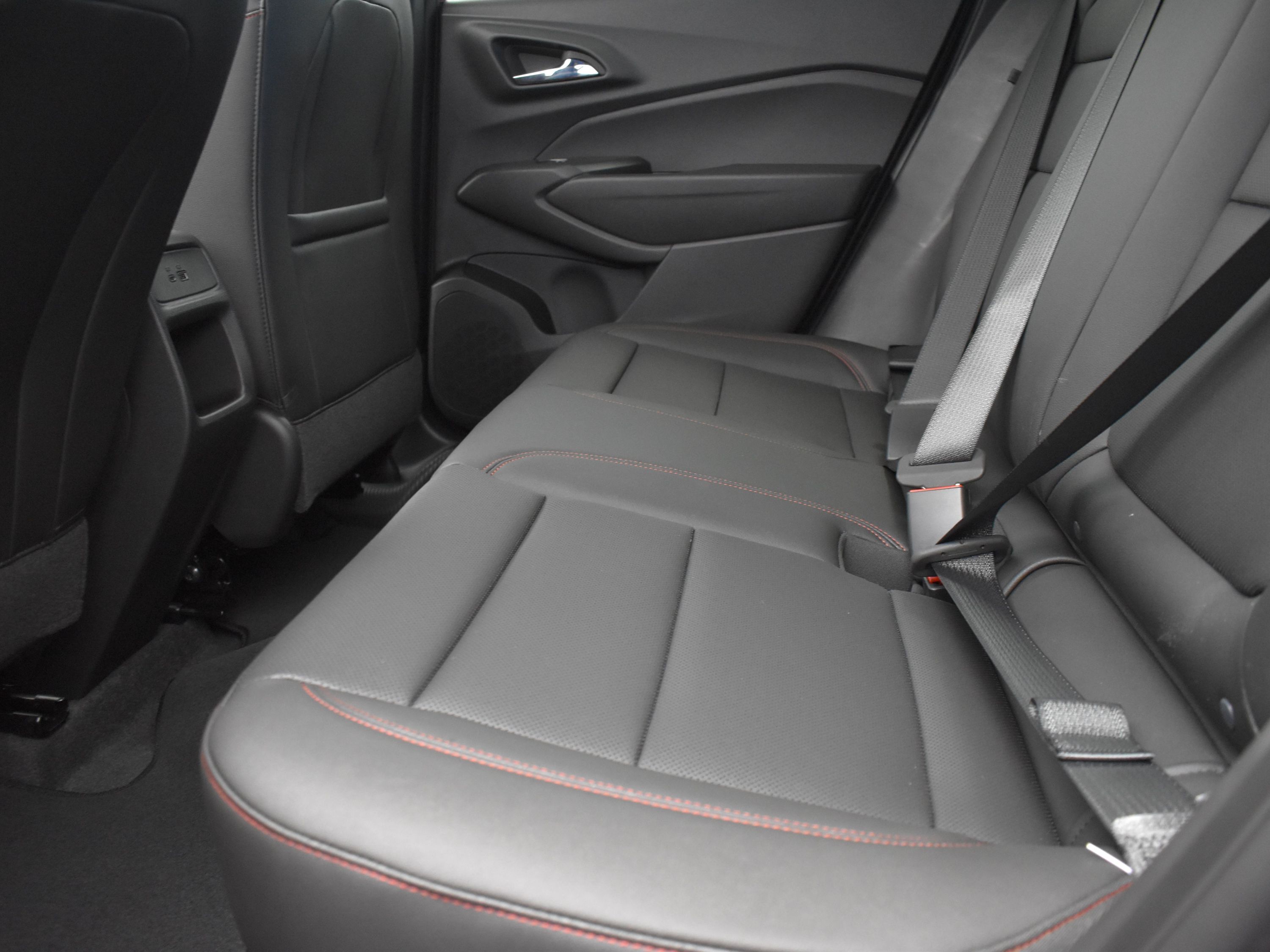 2025 Crimson Metallic Chevrolet Trax 2RS FWD SUV