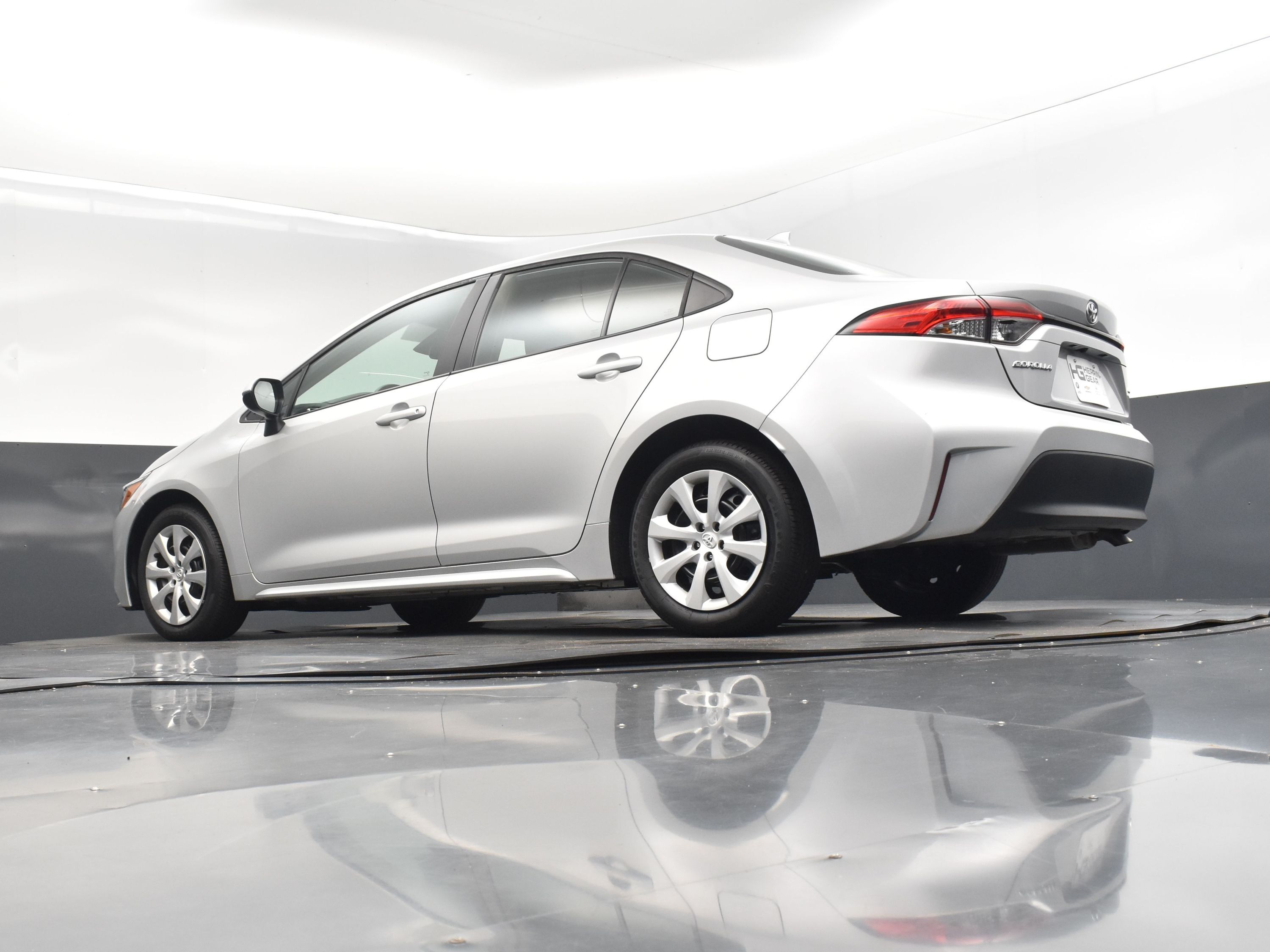 2024 Classic Silver Metallic Toyota Corolla LE FWD Sedan