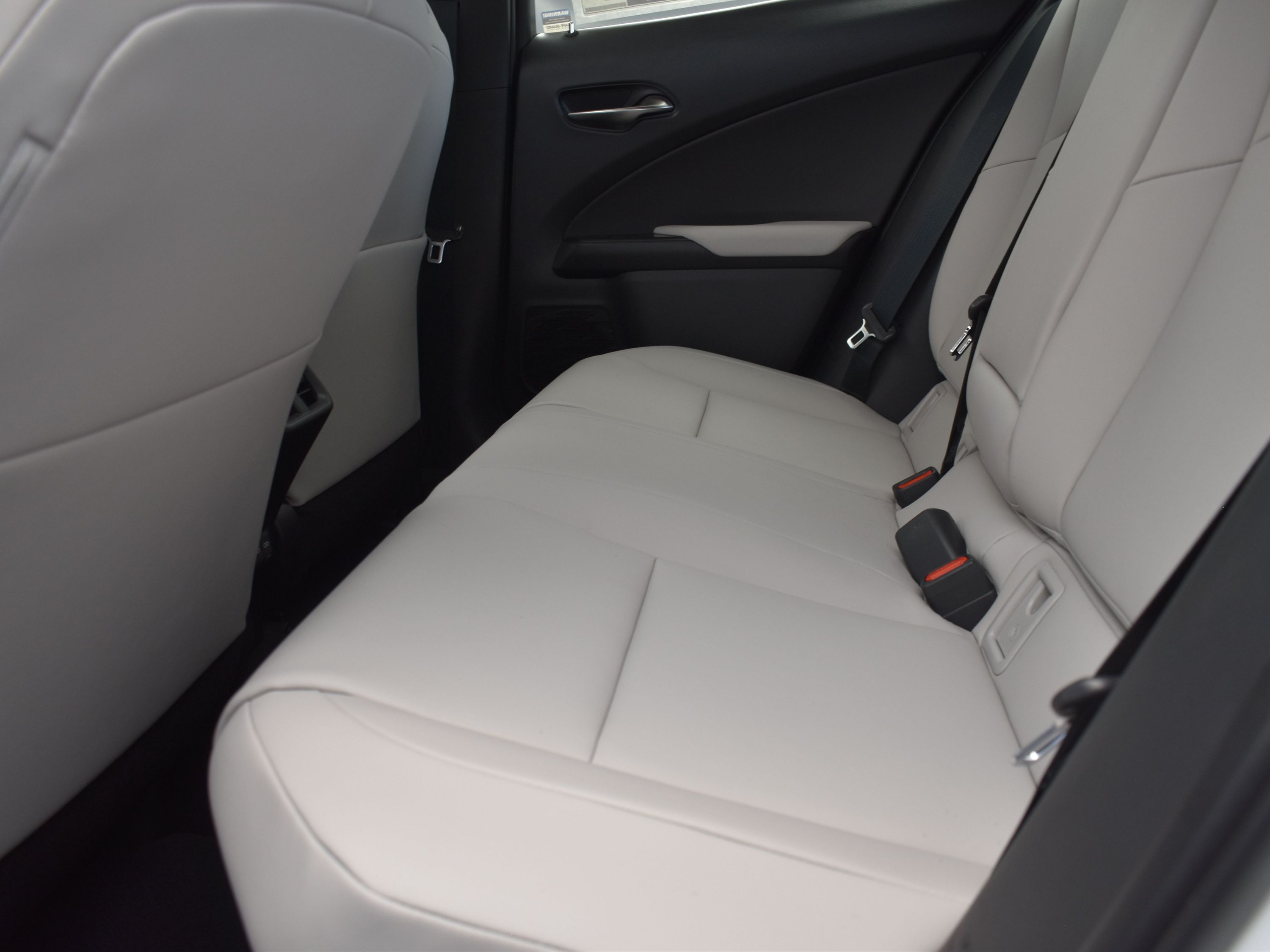 2025 Ultra White with Obsidian Roof Lexus UX 300h F SPORT Design FWD SUV