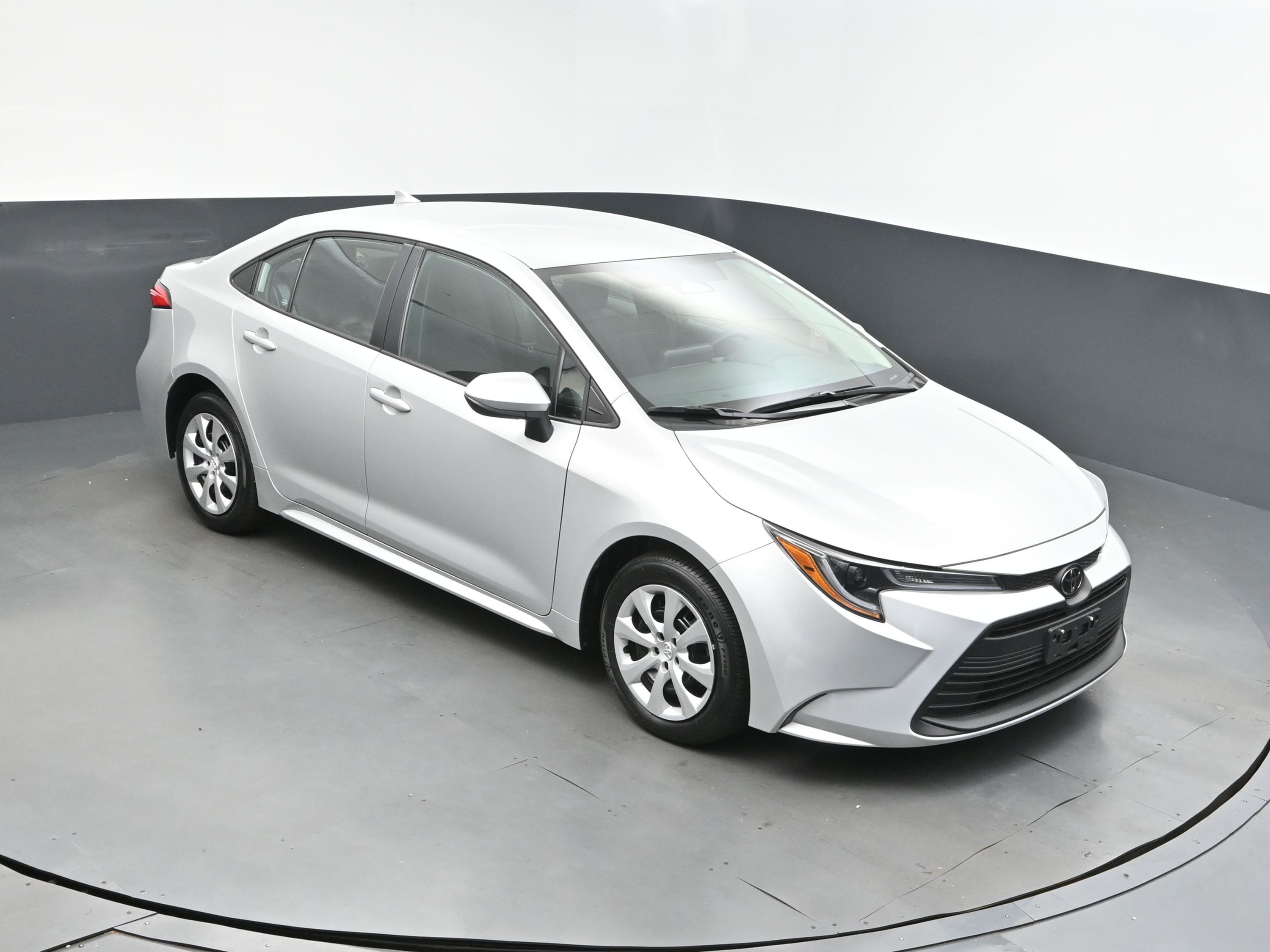 2024 Classic Silver Metallic Toyota Corolla LE FWD Sedan