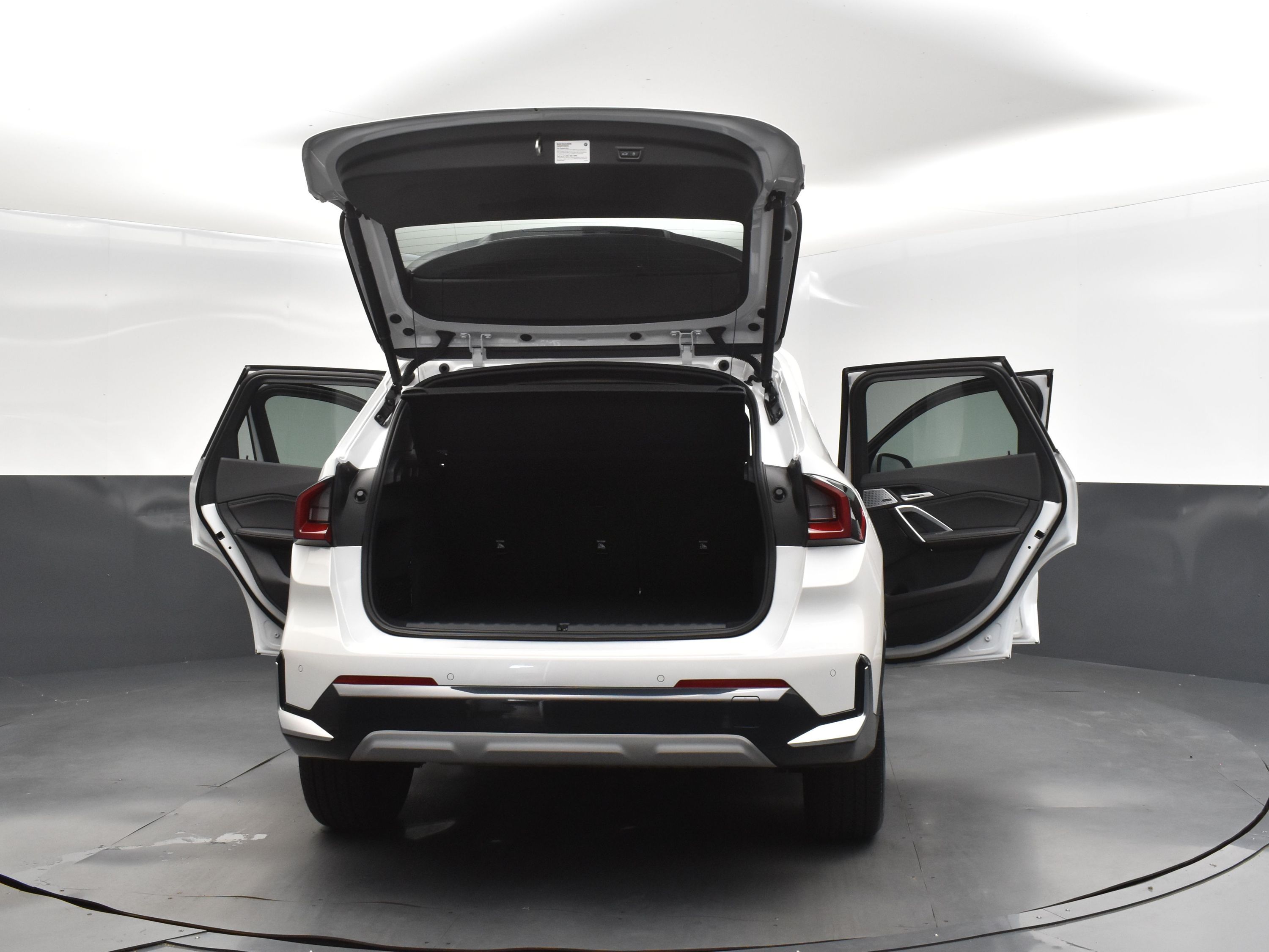 2023 Mineral White Metallic BMW X1 xDrive28i AWD SUV