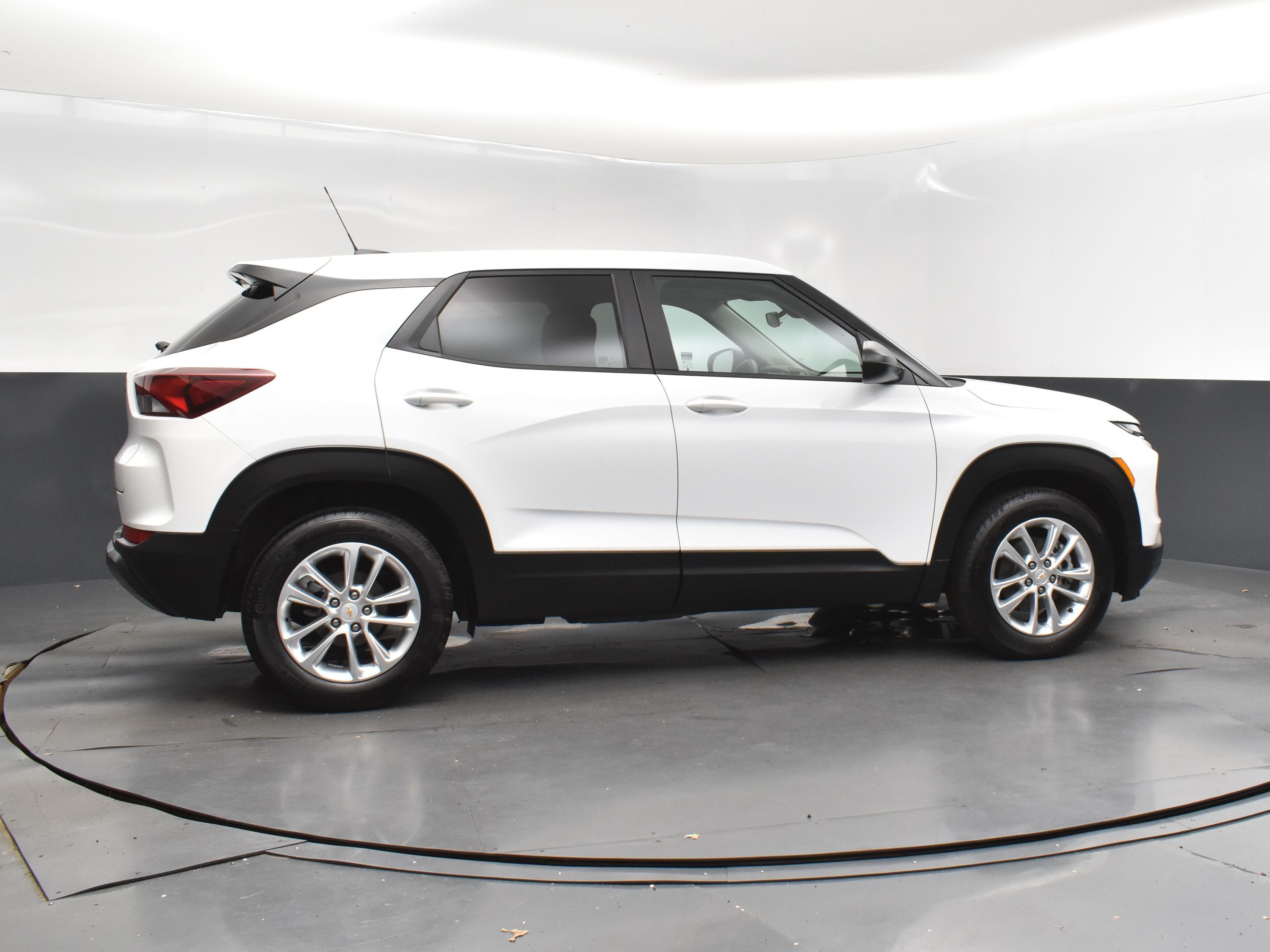 2025 Summit White Chevrolet Trailblazer LS FWD SUV