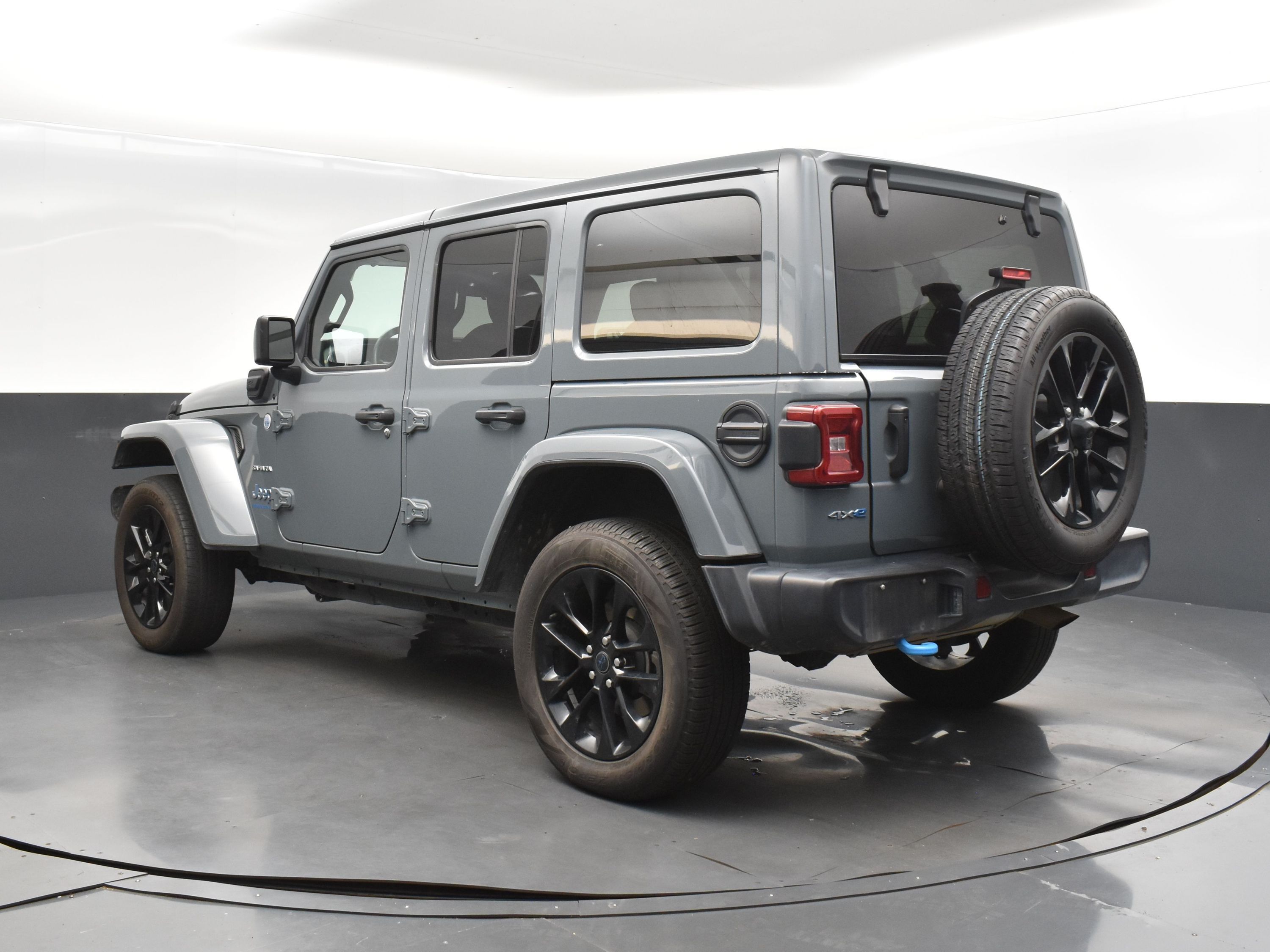 2024 Anvil Clear Coat Jeep Wrangler 4xe Sahara 4xe 4X4 SUV