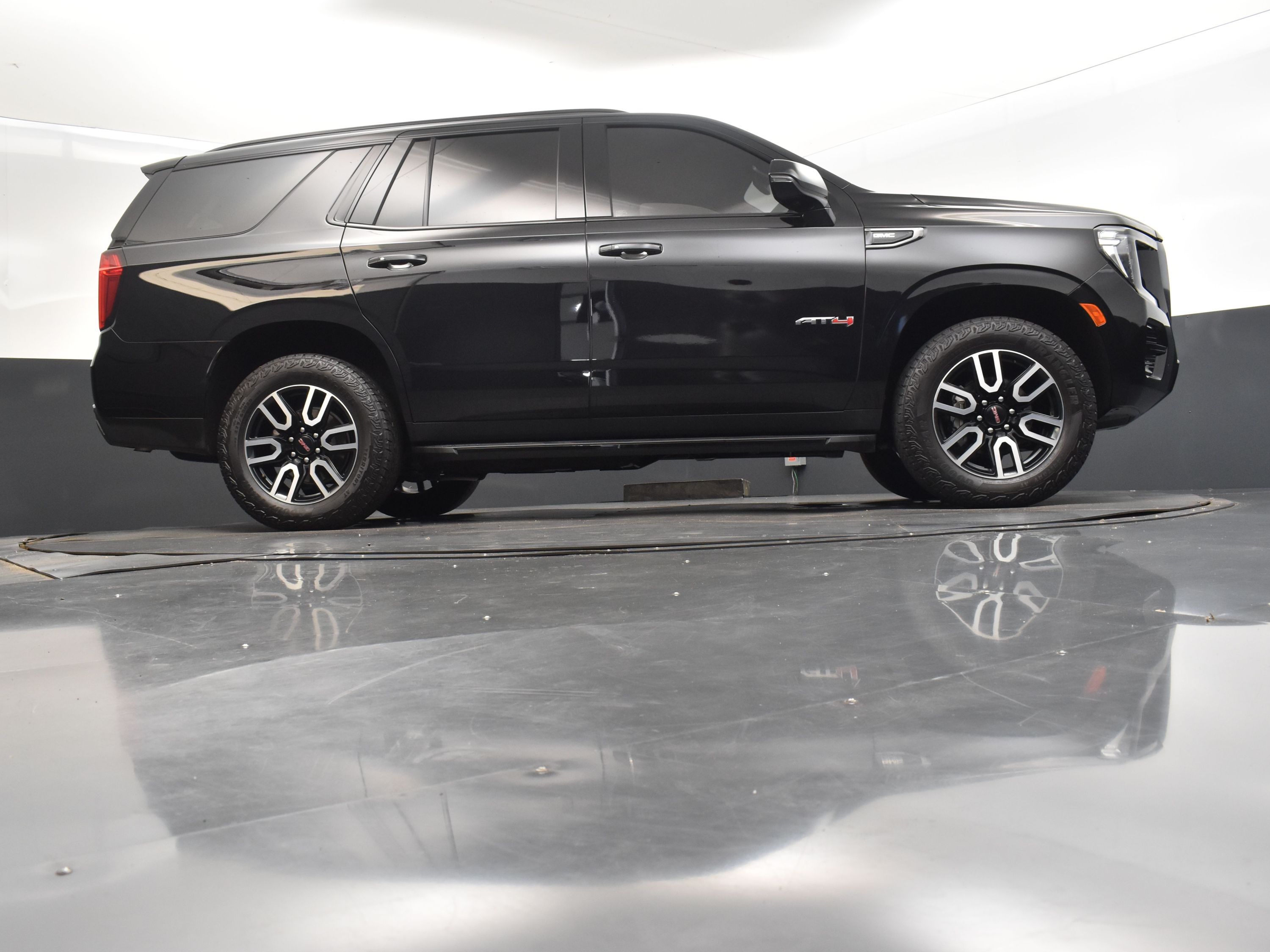 2023 Onyx Black GMC Yukon AT4 4X4 SUV