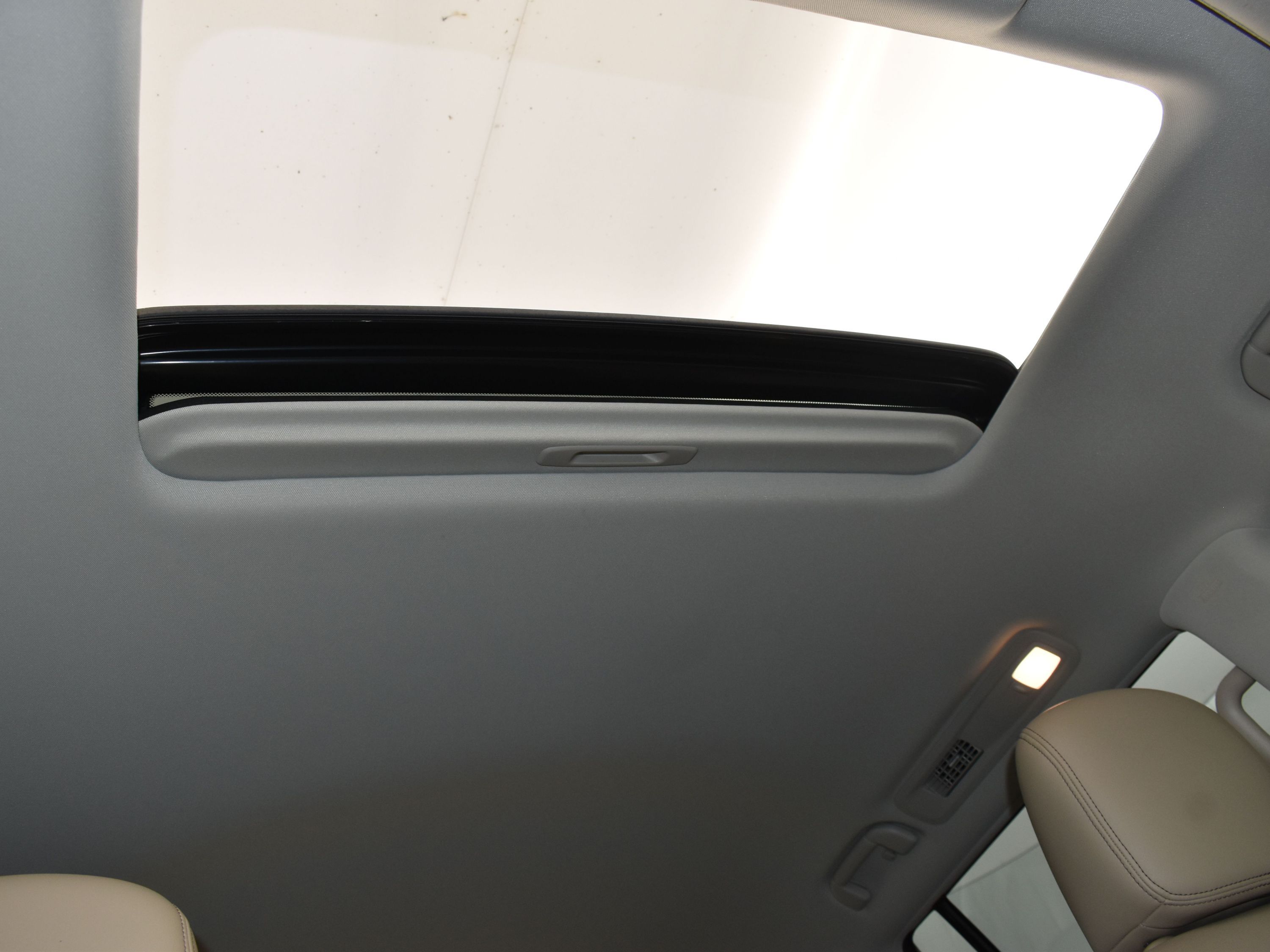 2022 Hermosa Blue Pearl Nissan Armada SL RWD SUV