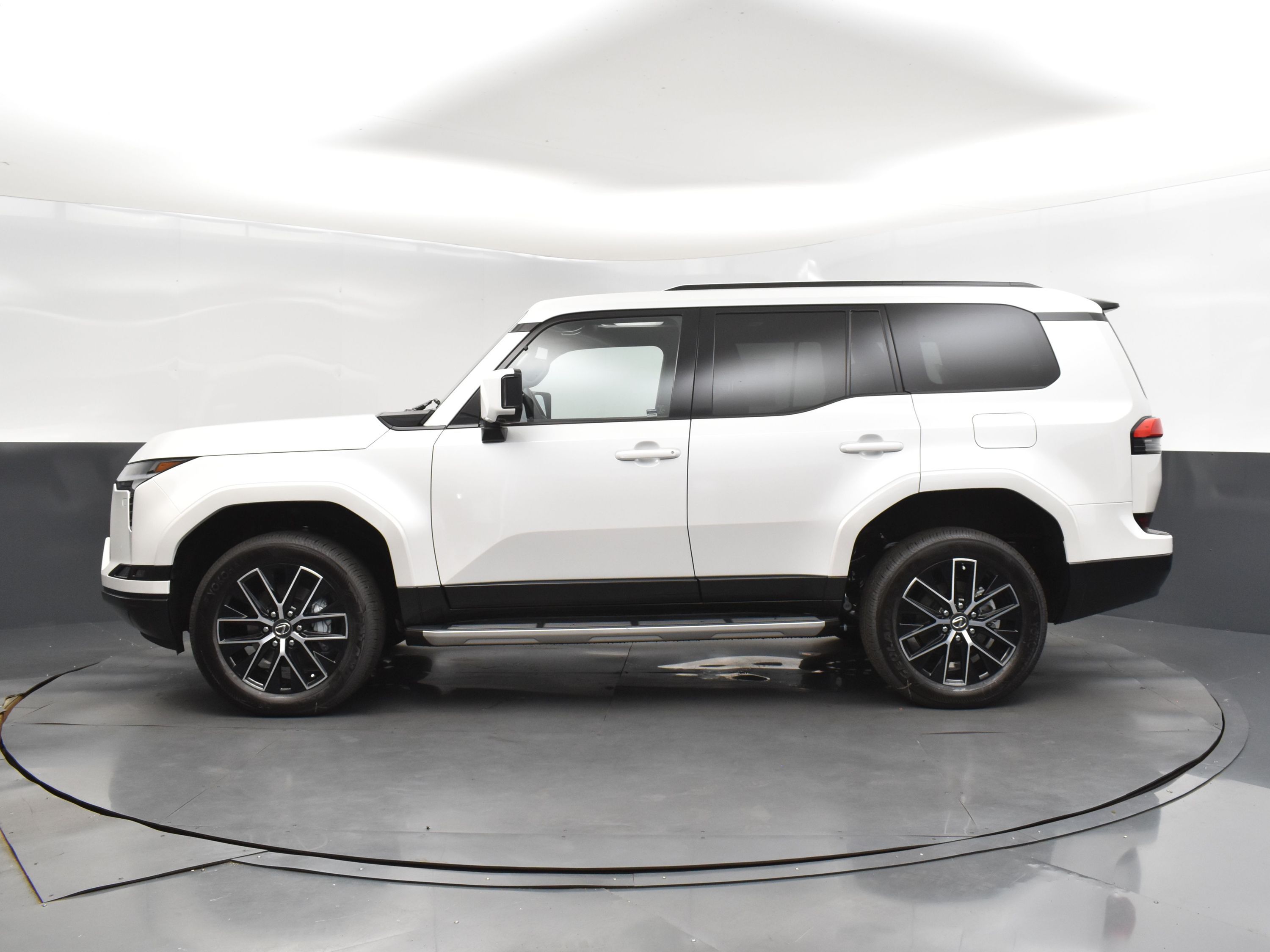 2025 Eminent White Pearl Lexus GX 550 Premium+ 4X4 SUV