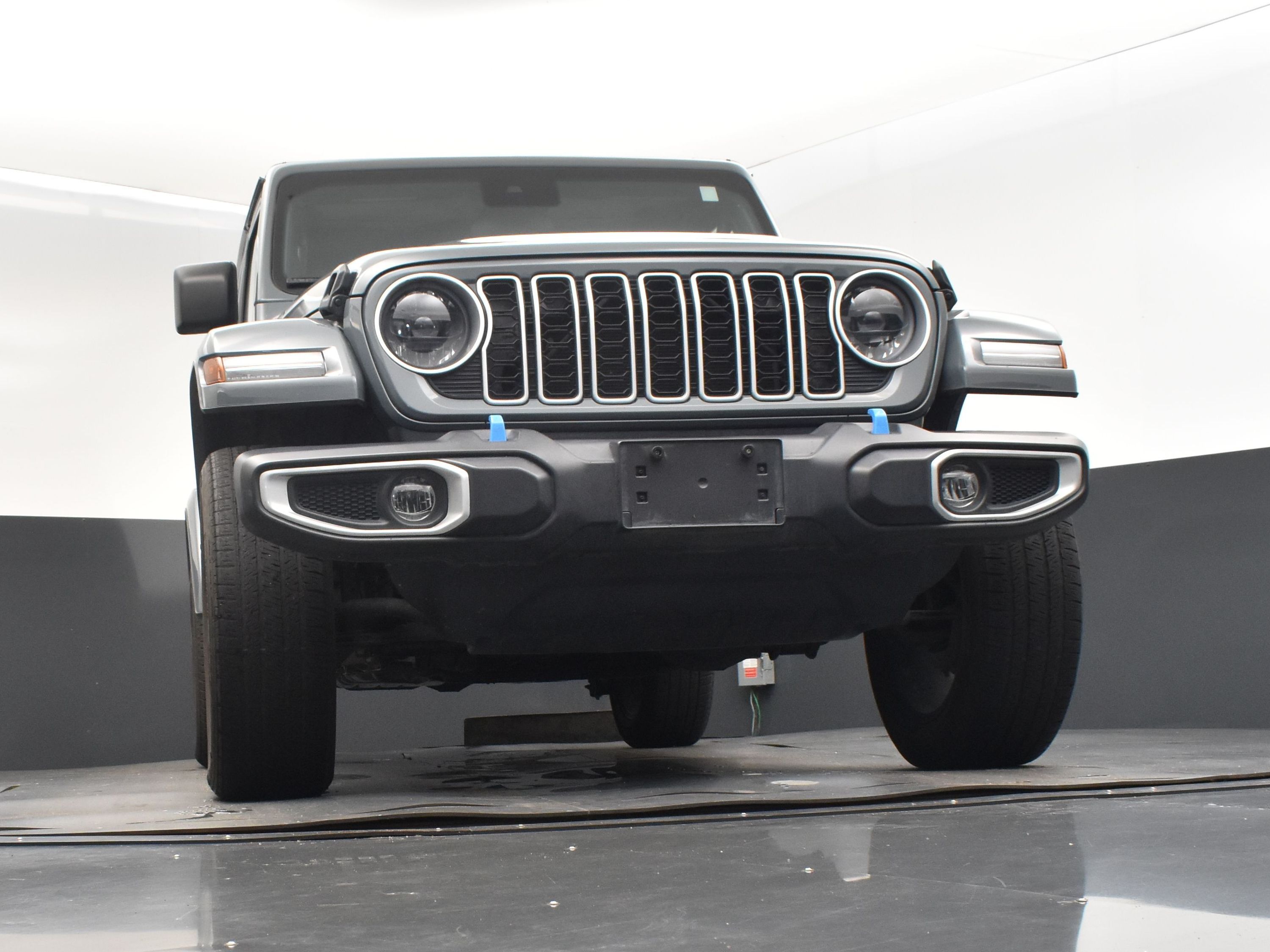 2024 Anvil Clear Coat Jeep Wrangler 4xe Sahara 4xe 4X4 SUV