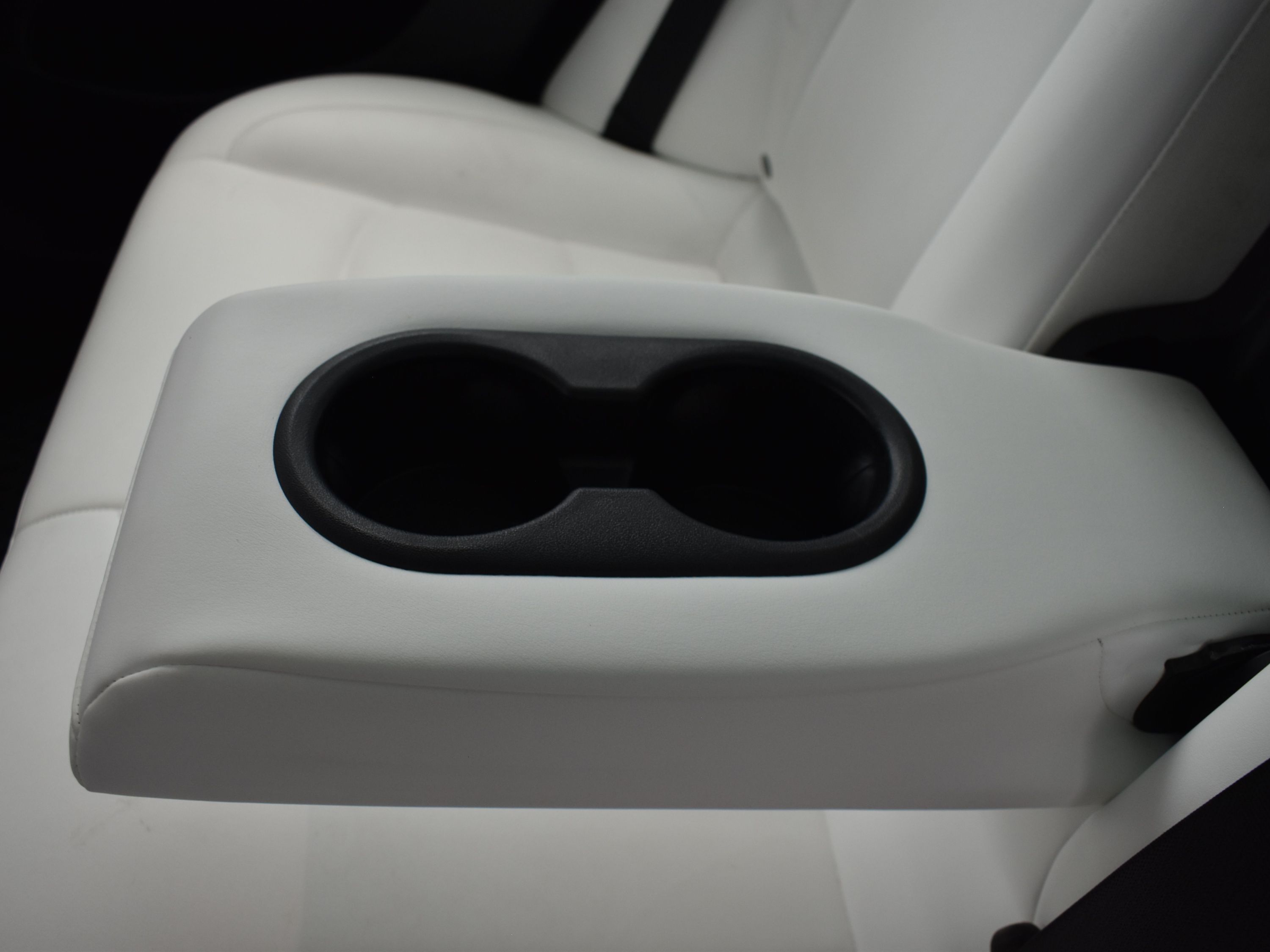 2019 Pearl White Multi-Coat Tesla Model 3 RWD Sedan