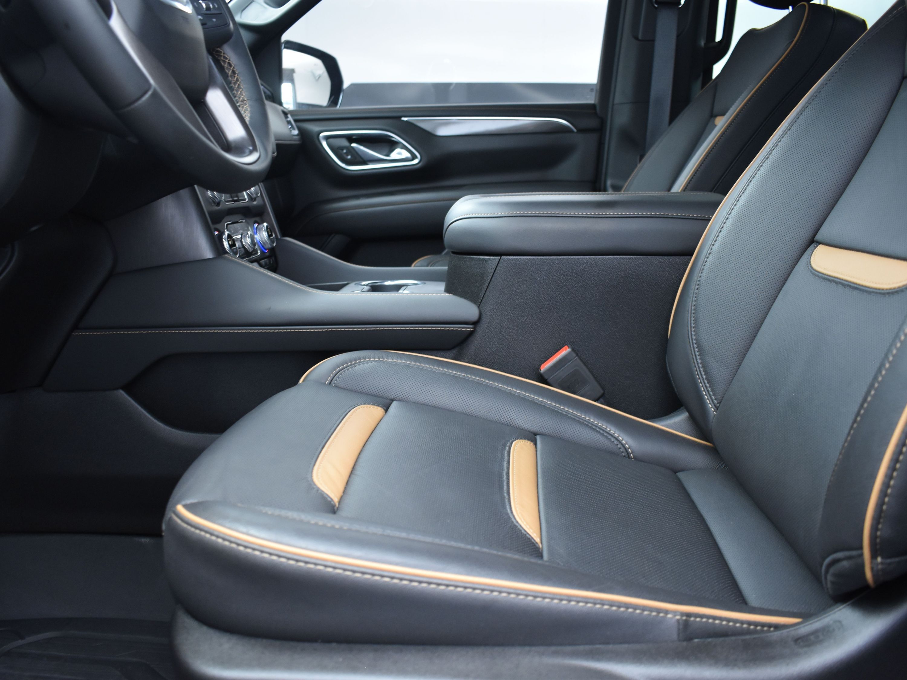 2023 Onyx Black GMC Yukon AT4 4X4 SUV