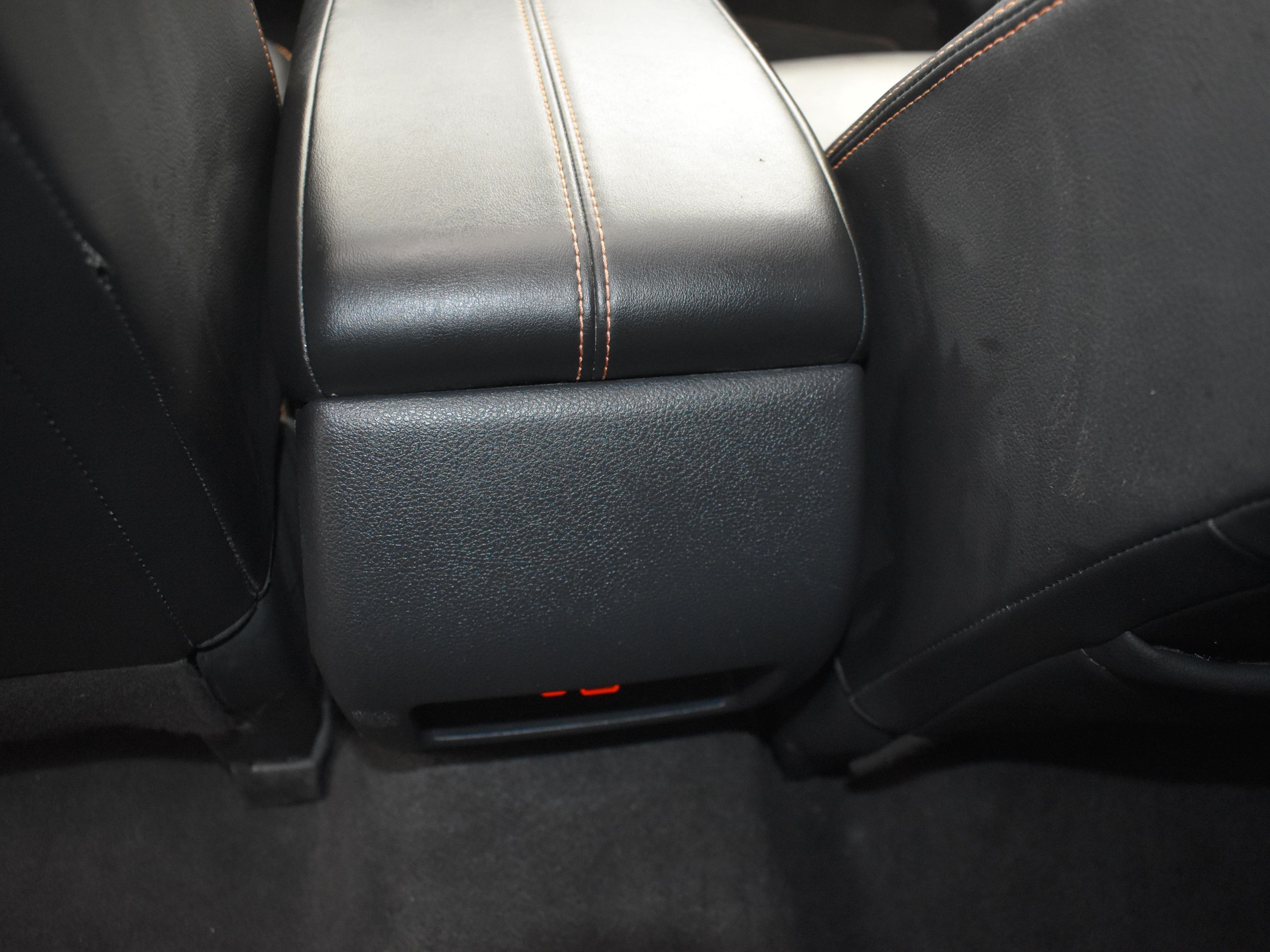 2022 Super Black Nissan Altima 2.0 SR FWD Sedan