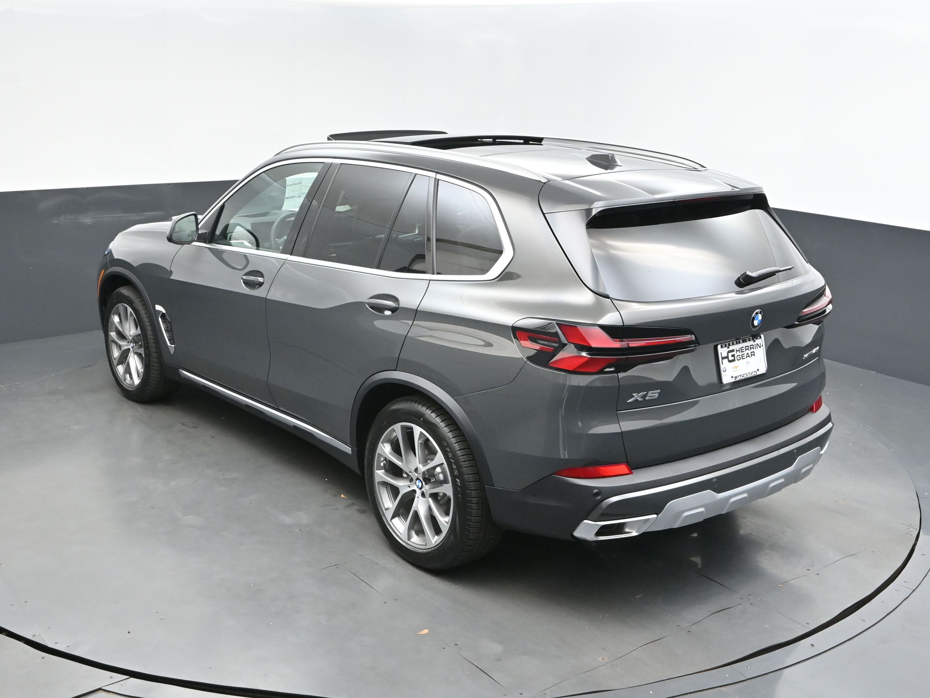 2026 Dravit Gray Metallic BMW X5 sDrive40i RWD SUV