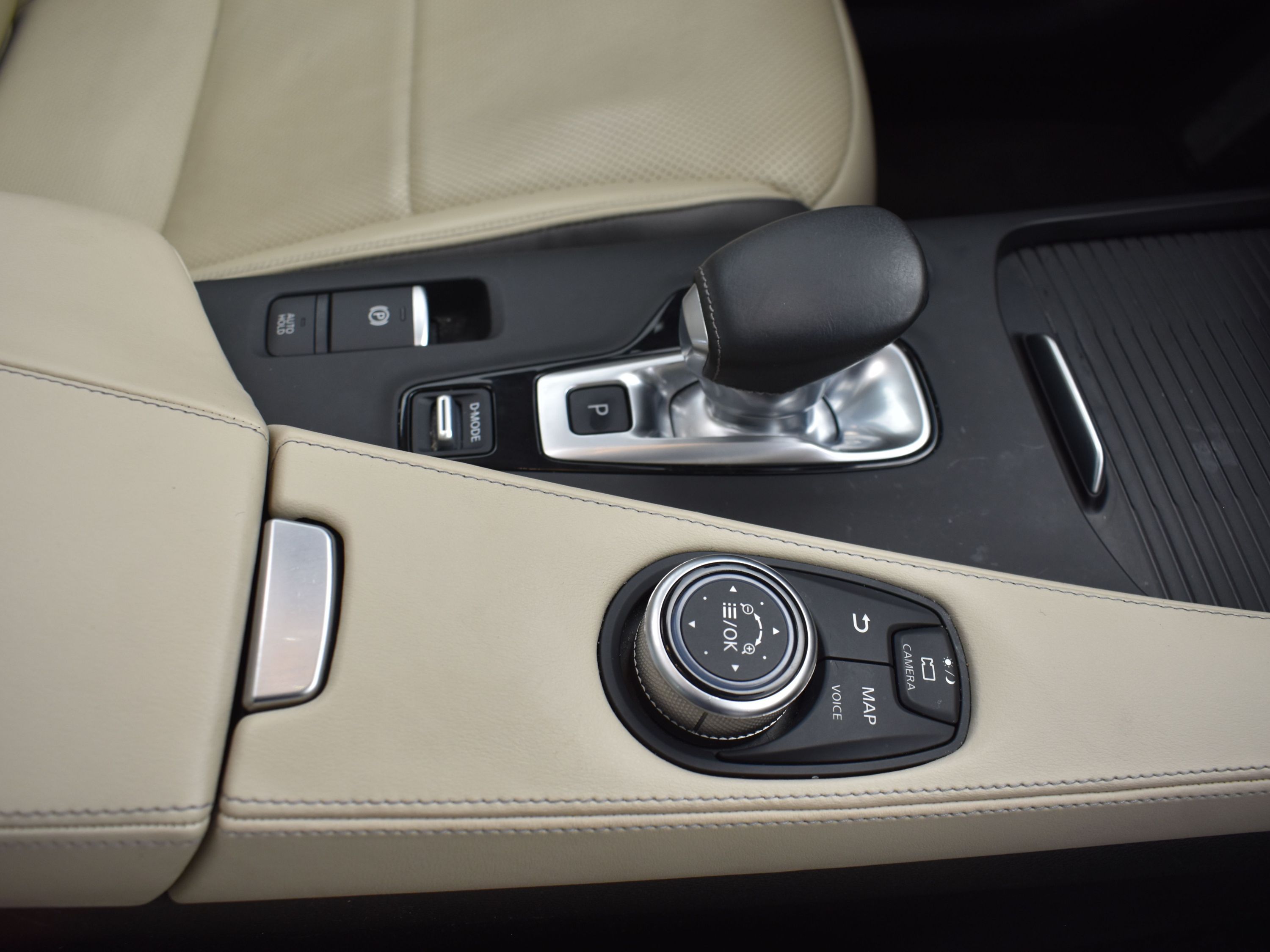 2022 Majestic White INFINITI QX50 Sensory AWD SUV