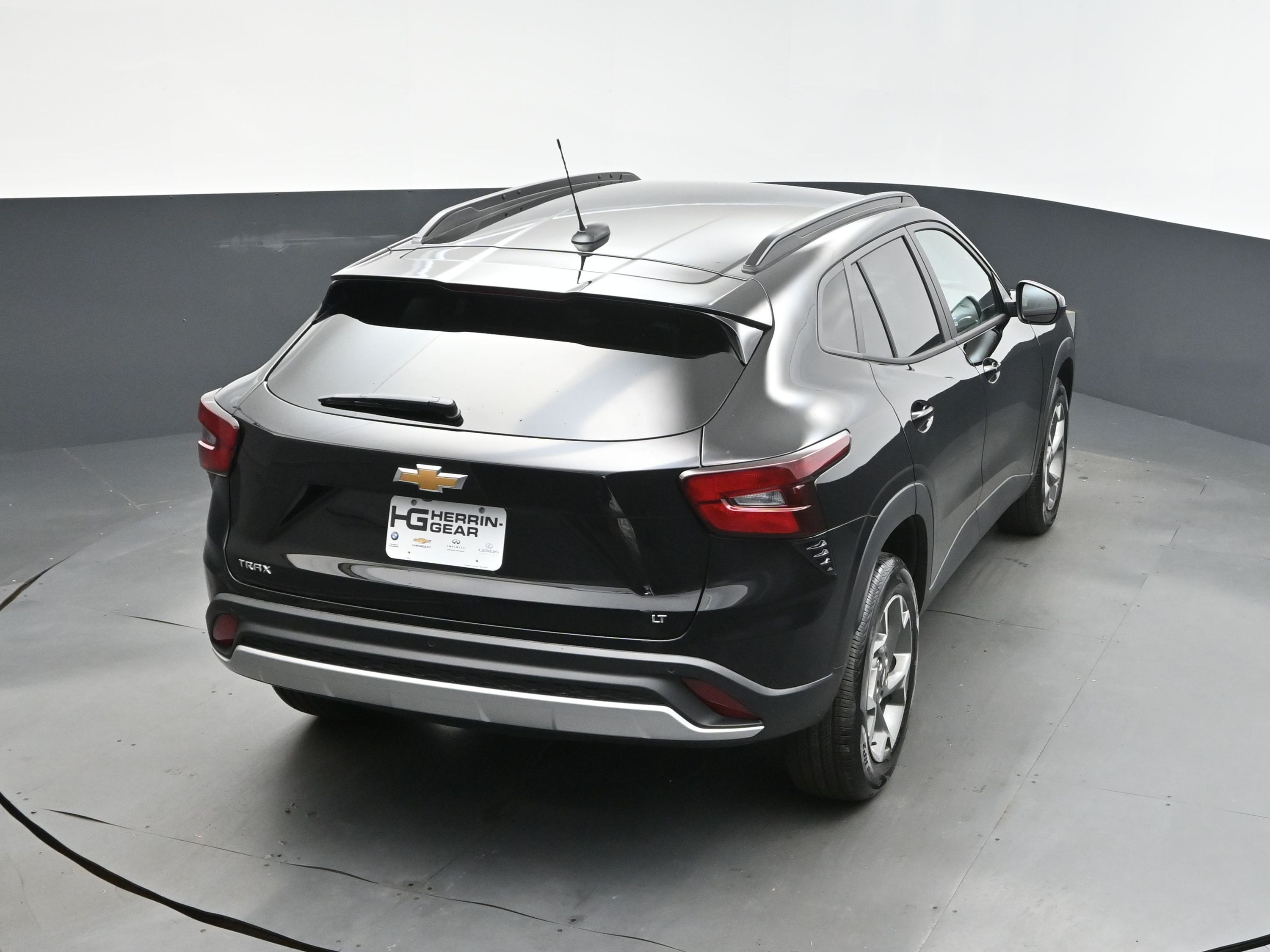 2025 Mosaic Black Metallic Chevrolet Trax LT FWD SUV