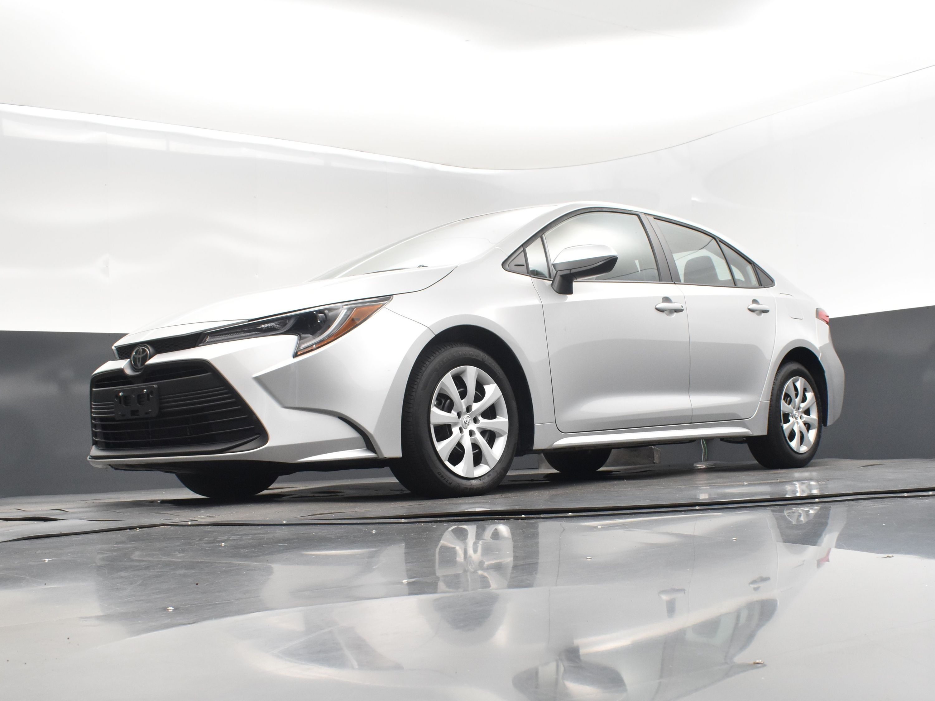 2024 Classic Silver Metallic Toyota Corolla LE FWD Sedan