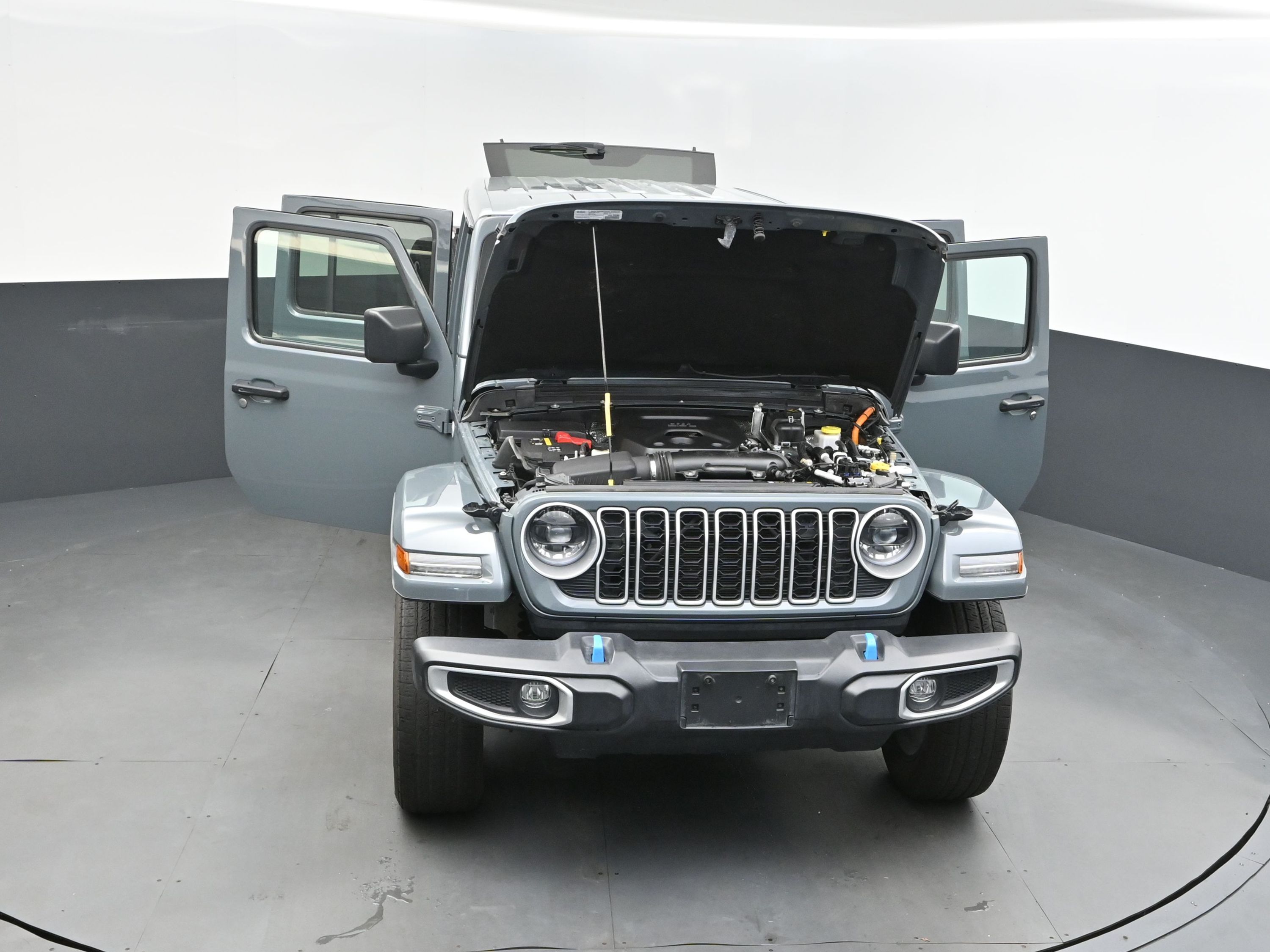 2024 Anvil Clear Coat Jeep Wrangler 4xe Sahara 4xe 4X4 SUV