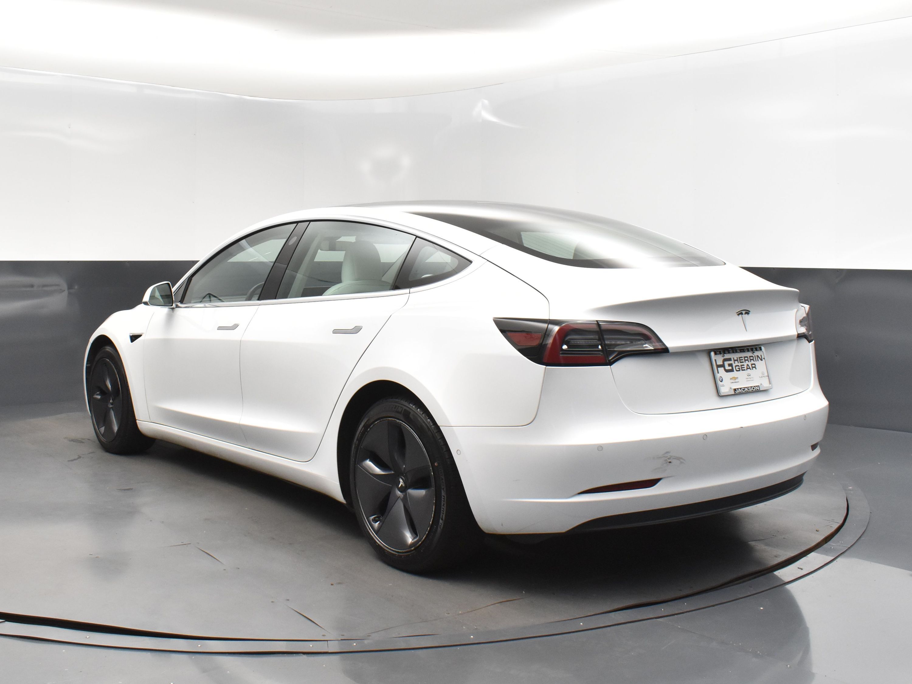2019 Pearl White Multi-Coat Tesla Model 3 RWD Sedan