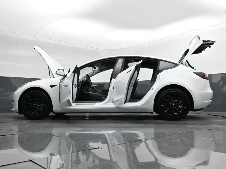 2023 Tesla Model 3 Rear-Wheel Drive
