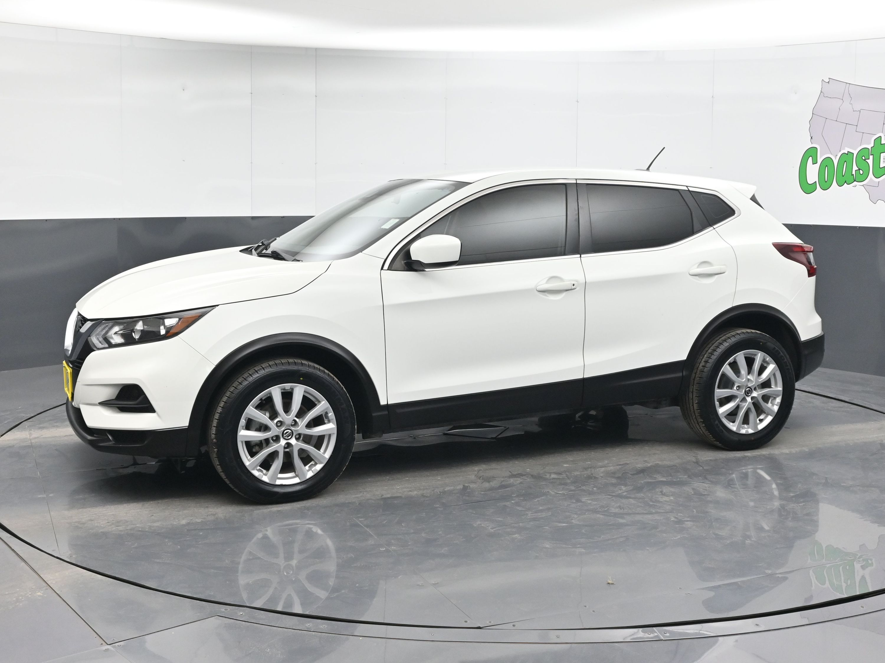 2021 Nissan Rogue Sport S photo 3